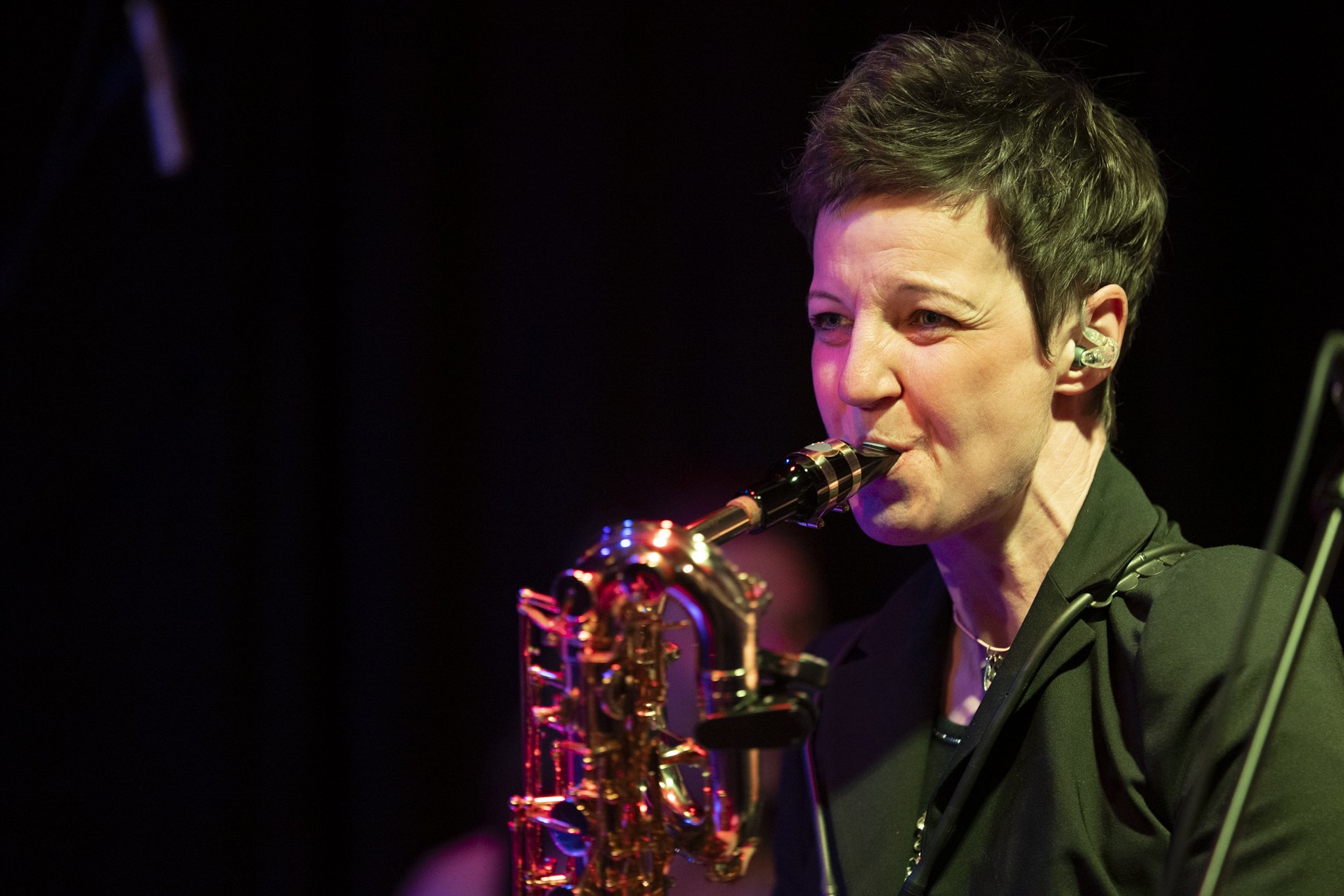 groove-Club-Rheinau-KRISSY MATTHEWS FEAT-KIM-JENNETT-2075.jpg