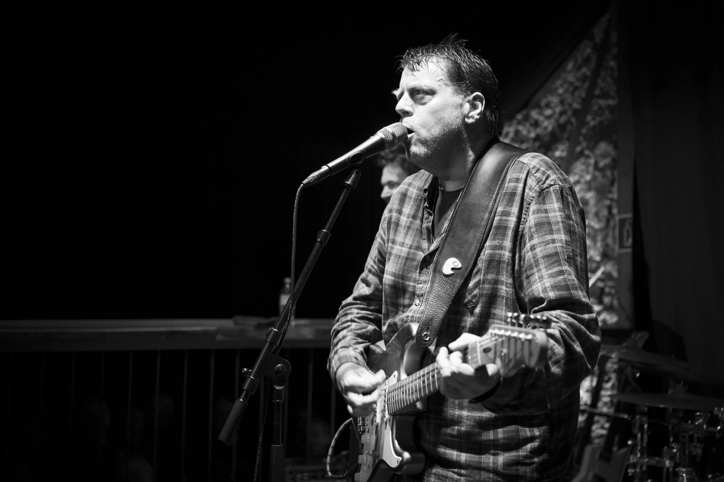 2025-10-31_Groove-Club_Danny-Bryant-2408.jpg