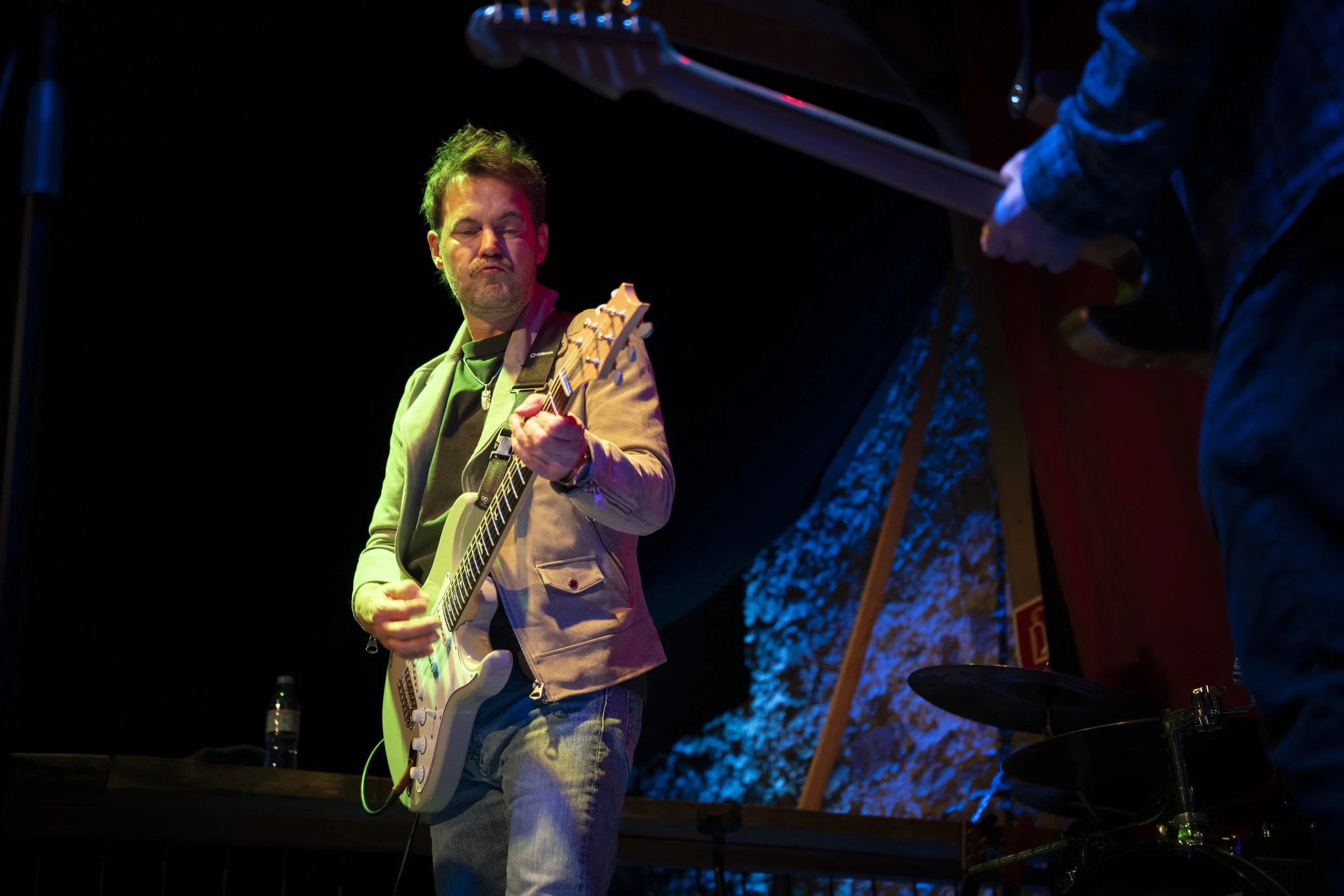 2025-10-31_Groove-Club_Danny-Bryant-2395.jpg