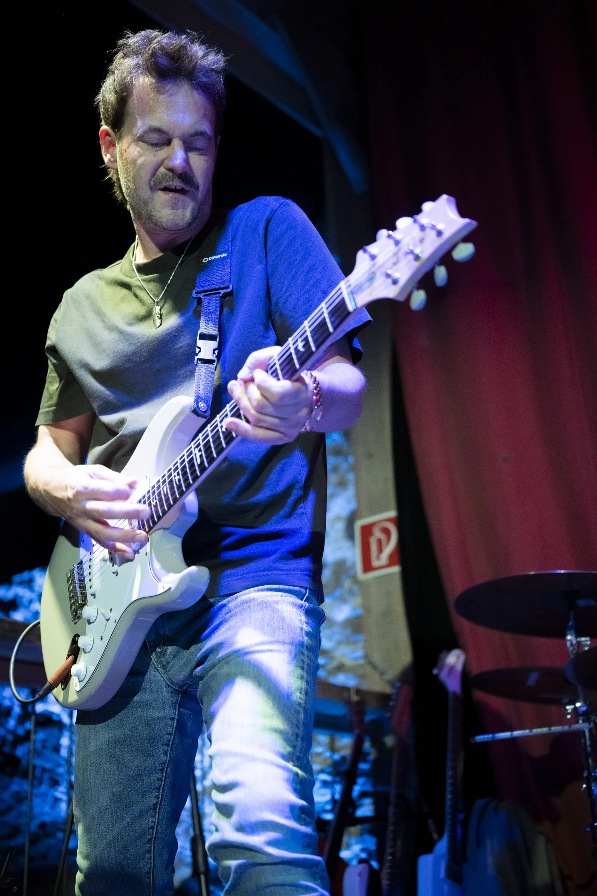 2025-10-31_Groove-Club_Danny-Bryant-2646.jpg