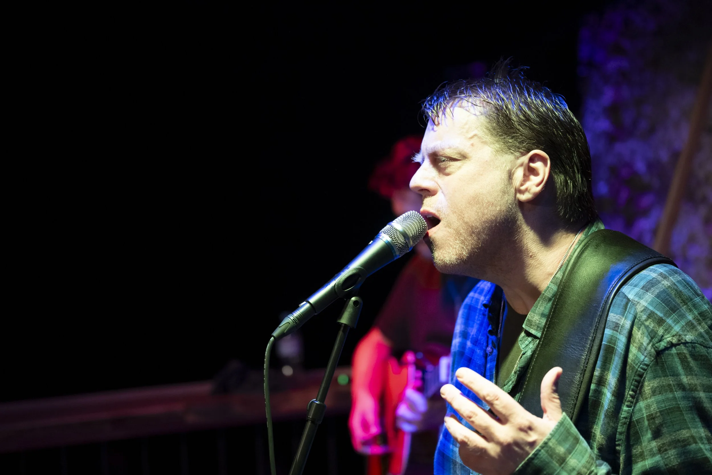 2025-10-31_Groove-Club_Danny-Bryant-2547.jpg