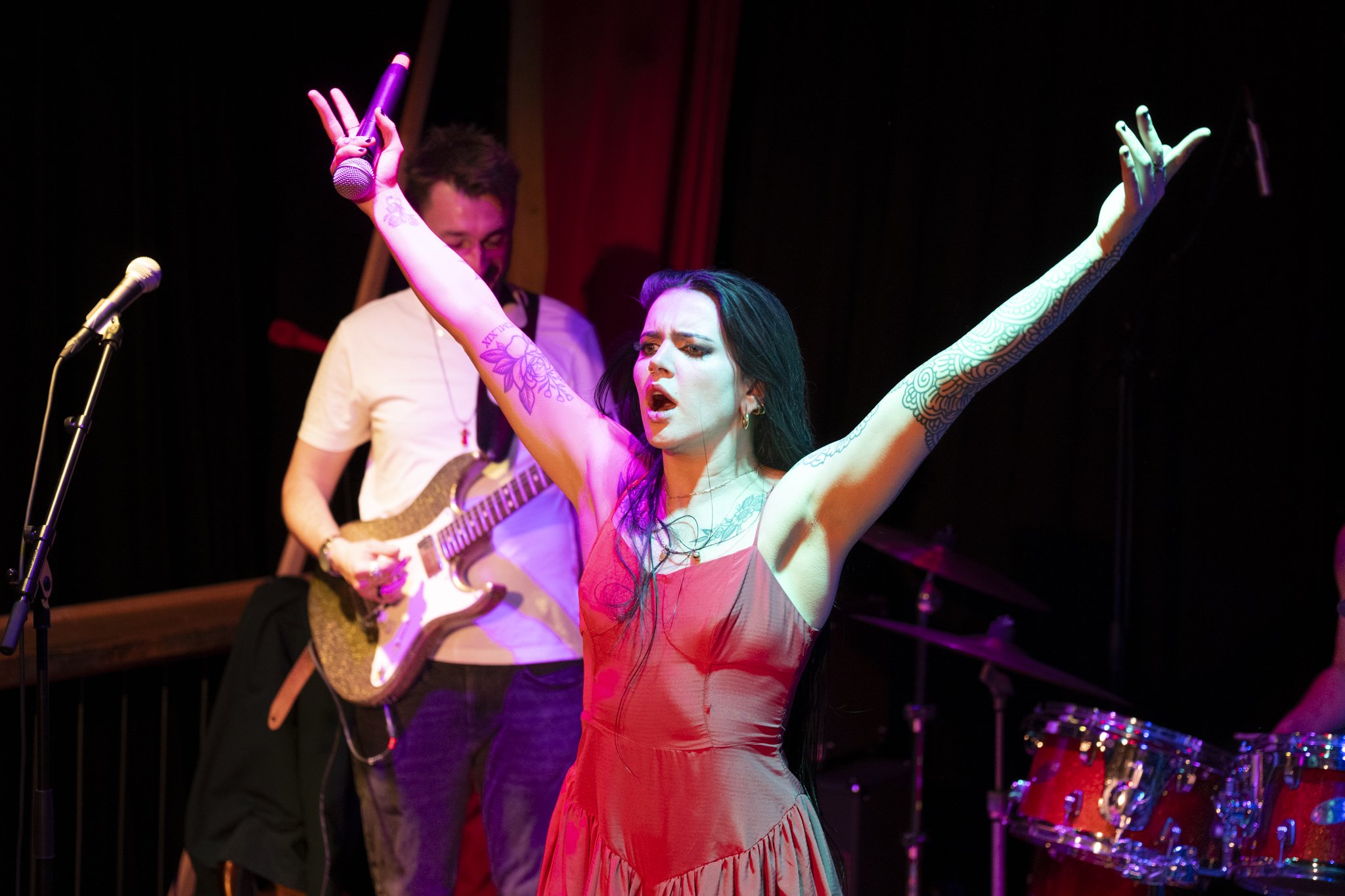 groove-Club-Rheinau-KRISSY MATTHEWS FEAT-KIM-JENNETT-2275.jpg