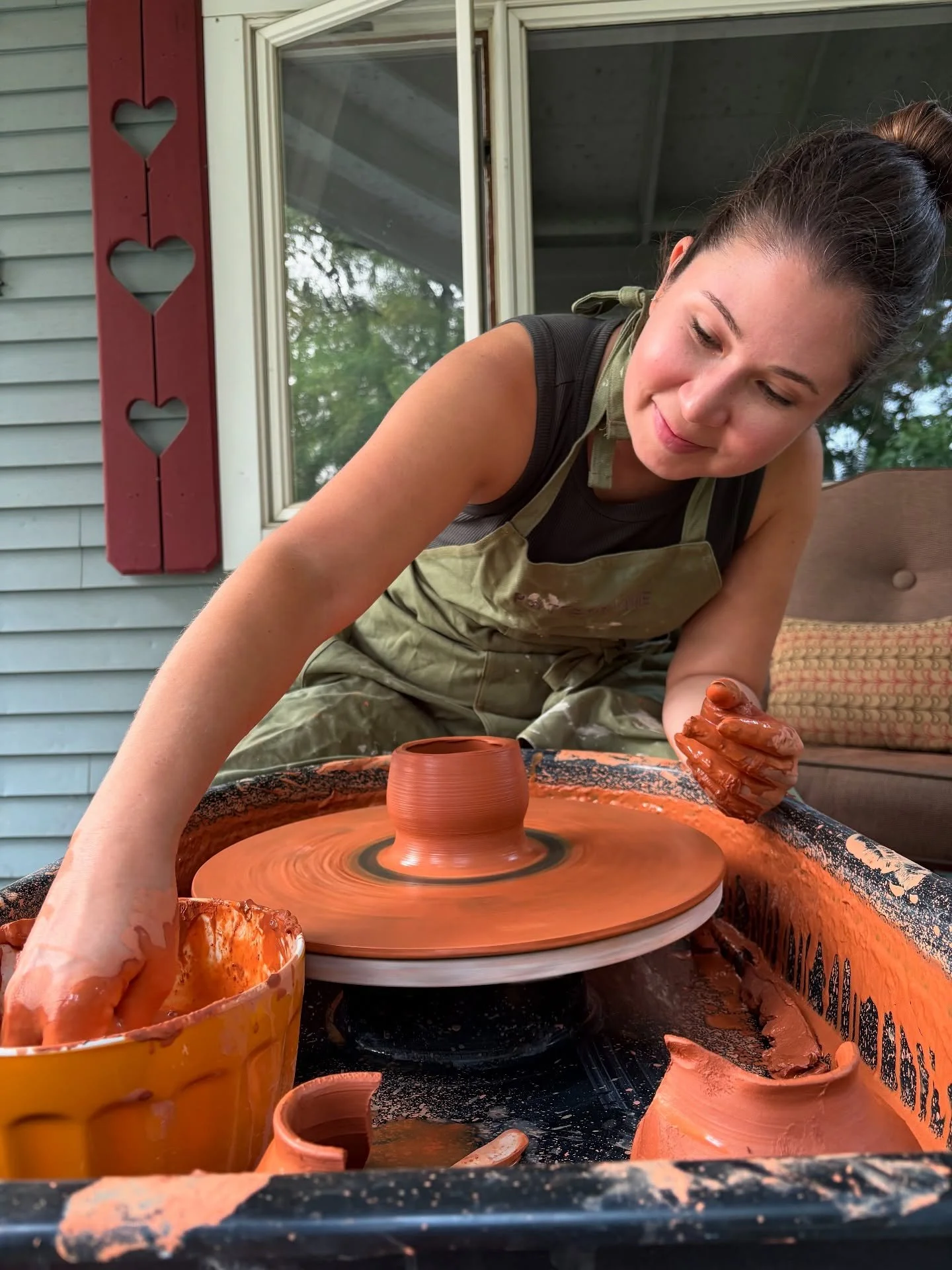 Lived my dream Midwest creative vacation thanks to @baileyaknudsen! It was so much fun having someone to nerd out with about fine art, pottery, printmaking, illustration, cool critters, and native plants. 🥰 Thanks for showing me around the best part