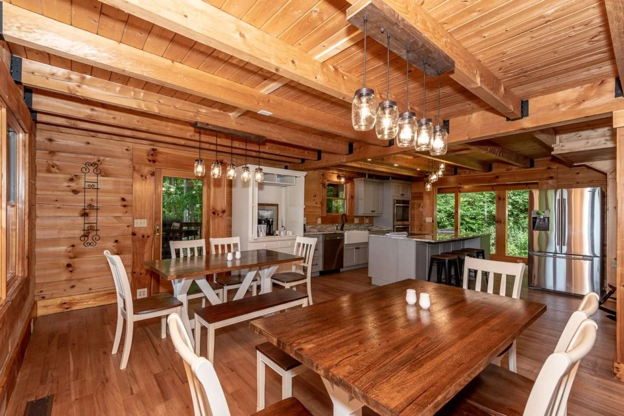 Kitchen 2.jpg