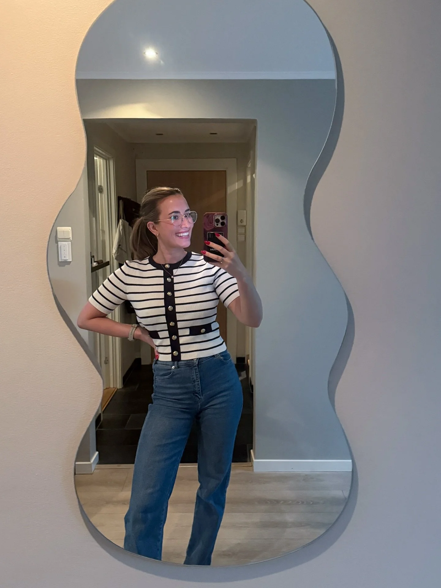 N&aring;r hele fredagen har g&aring;tt med til shoot med @premiumpt, men de som var der dagen f&oslash;r oss var @soulcake.oslo s&aring; vi f&aring;r med rester😍😍😍 Det gj&oslash;r en hver regntung fredag 10/10😎😁 

Goooood helg gjengen!🥰 

#prem