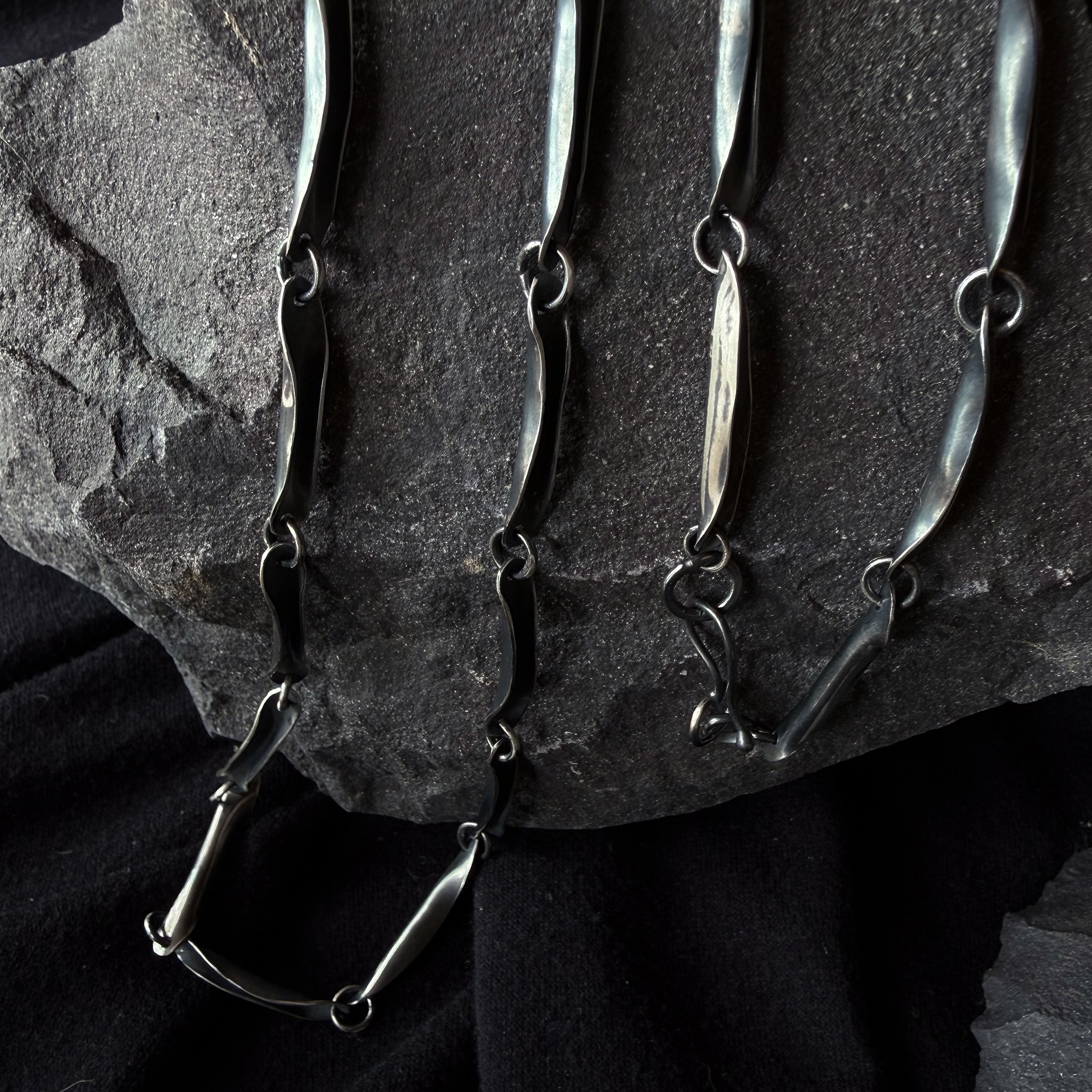 Squeezed Links_2.jpg