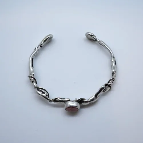 Rustic Cuff wit Stone