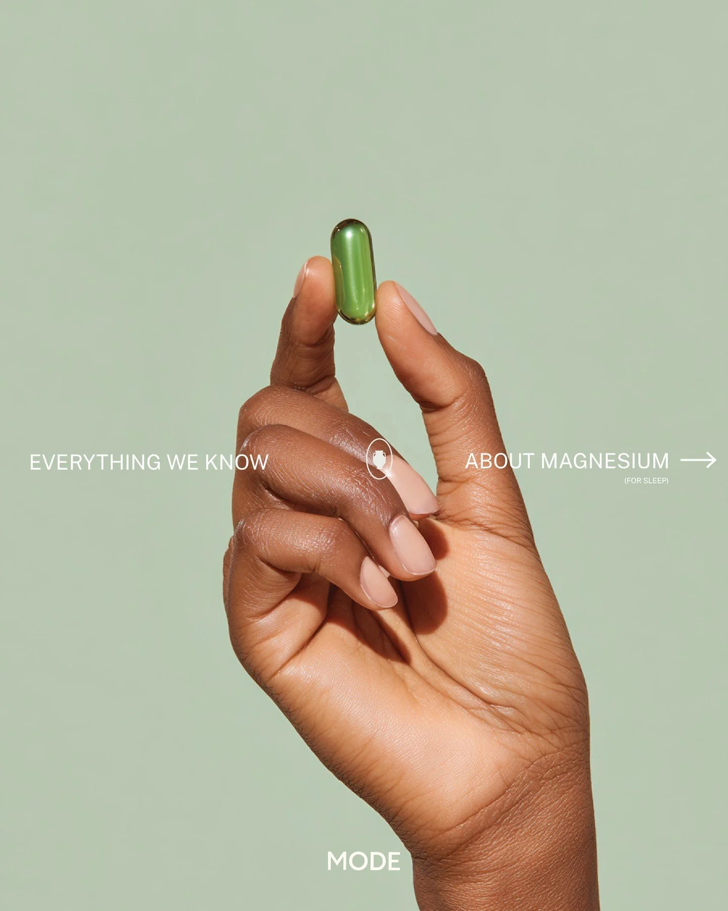 Everything we know about magnesium for sleep.
Most of us are low in magnesium. It’s the mineral that calms your nervous system, relaxes muscles, and helps your brain make melatonin.
Magnesium glycinate before bed = one of the simplest, sa