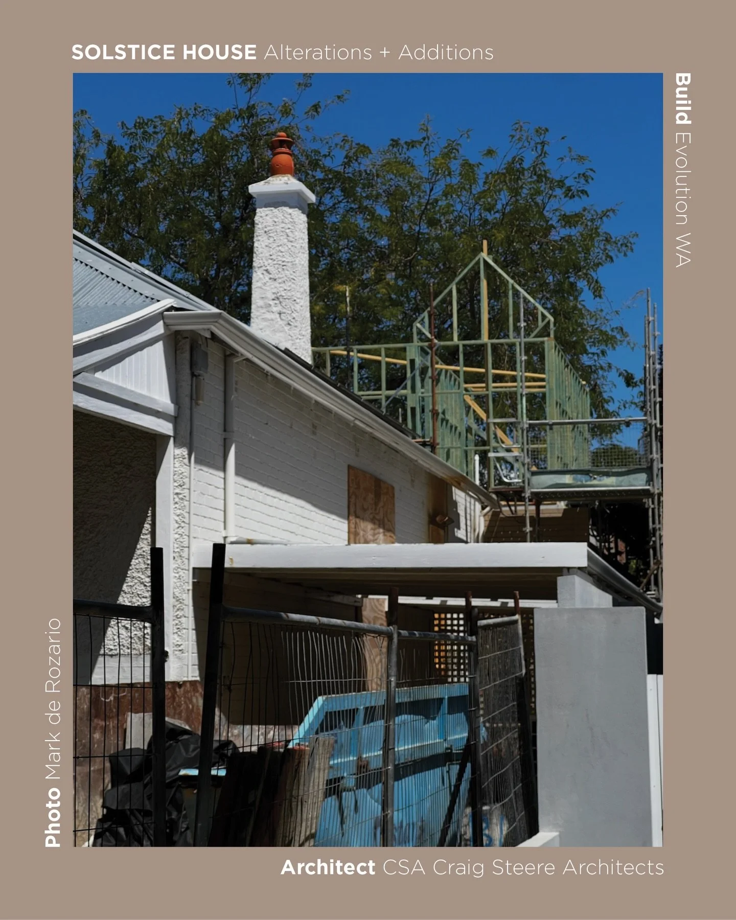 Peekaboo 👀 framing for the new addition to #CSASolsticeHouse going up. Placed to the rear of the existing house above the original footprint of the removed outdated extensions, allows the original heritage home to take precedence from the street whi