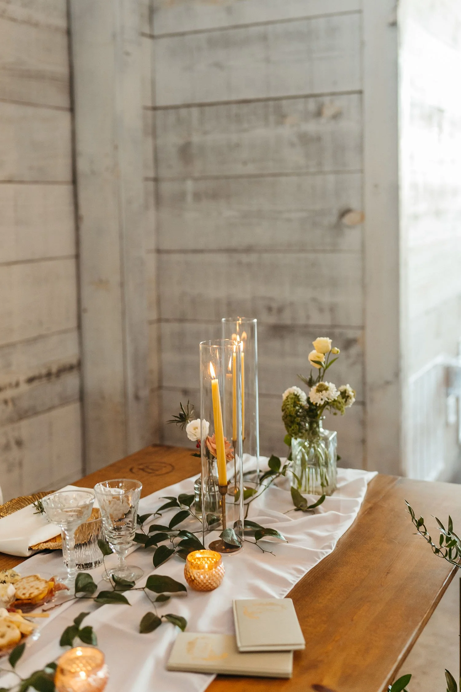 Reception Decor at Two Wishes Ranch | Ashley Medrano Photography | Texas and Colorado Wedding Photographer | Spring wedding inspiration, colorful wedding, wedding color palette, spring color palette, bright wedding colors, wedding tablescape, recept