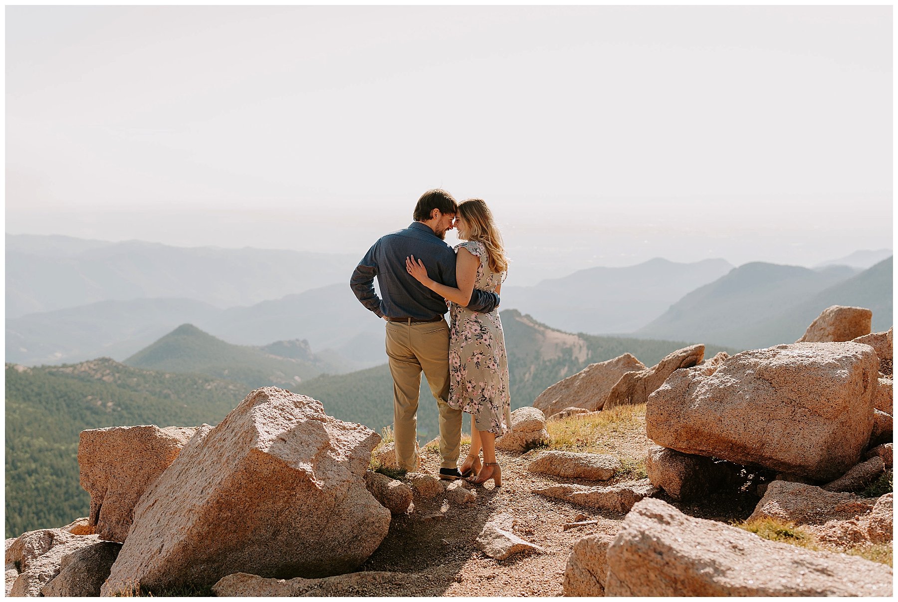 Mountain Photo Locations in Colorado | Pikes Peak | Texas and Colorado Wedding Photographer | Ashley Medrano Photography