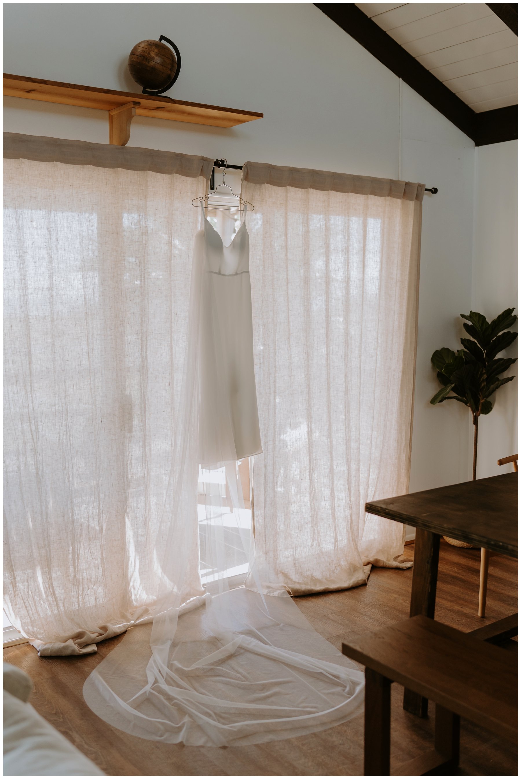 Getting Ready at AirBNB for Texas Beach Elopement | Ashley Medrano Photography | Galveston Texas Beach Elopement | via ashleymedrano.com