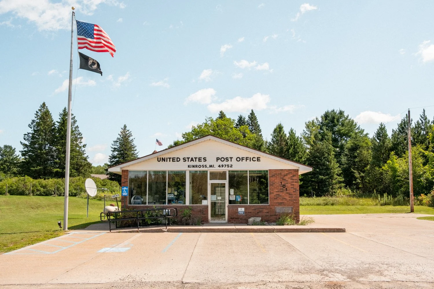Kinross Post Office-1.jpg