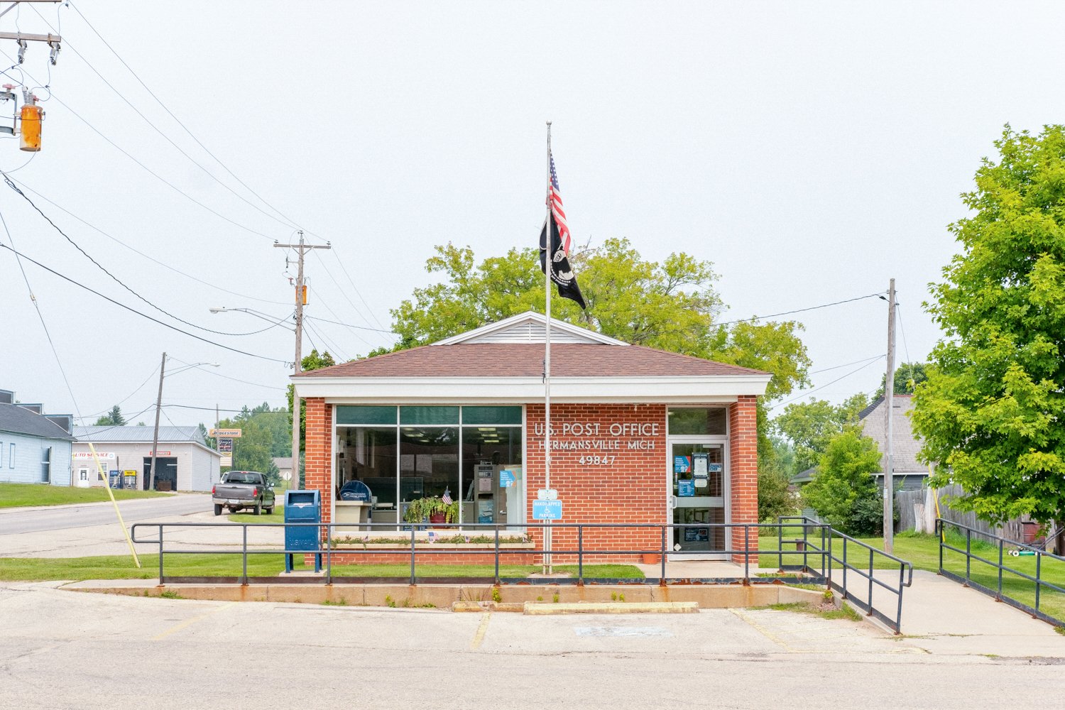 Hermansville Post Office.jpeg