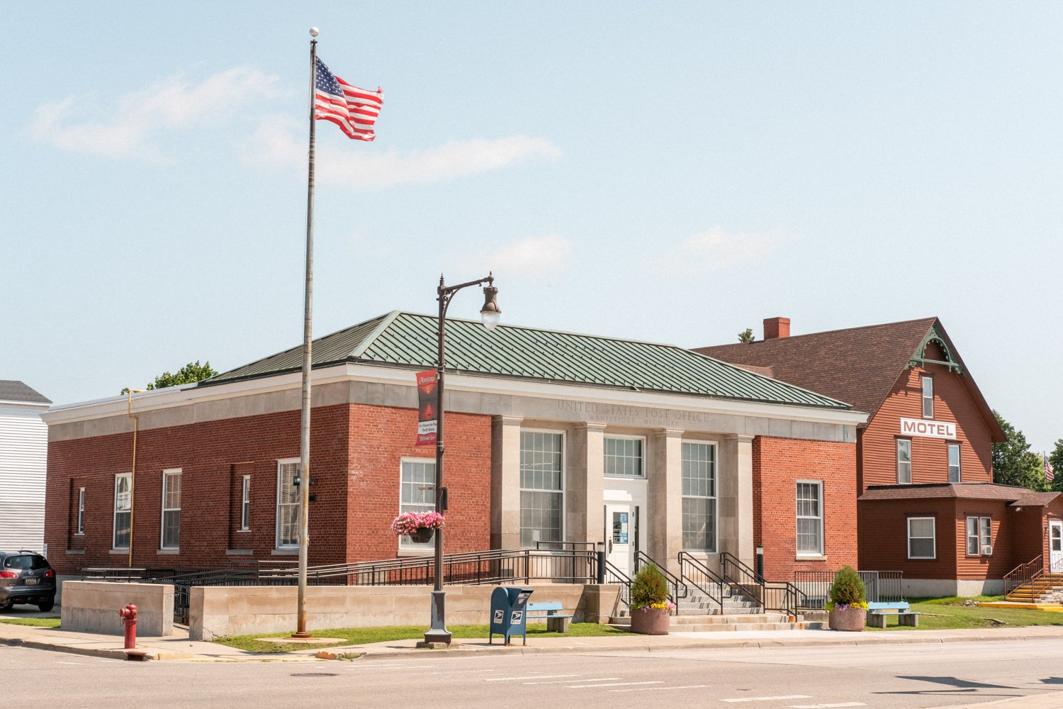 Manistique Post Office-1.jpeg