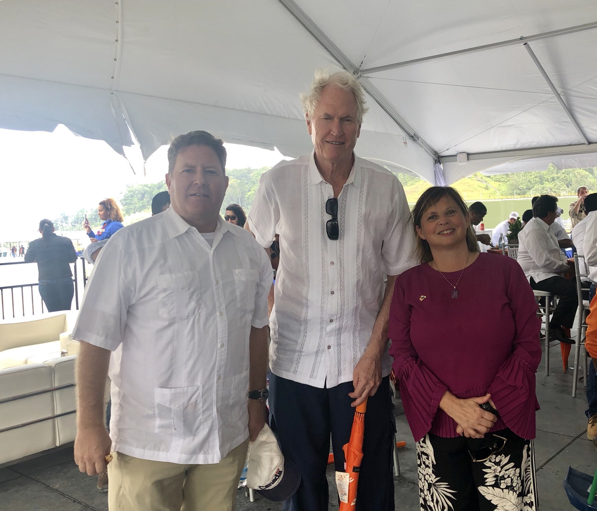 Dz9tbznWoAEz7o8.jfif