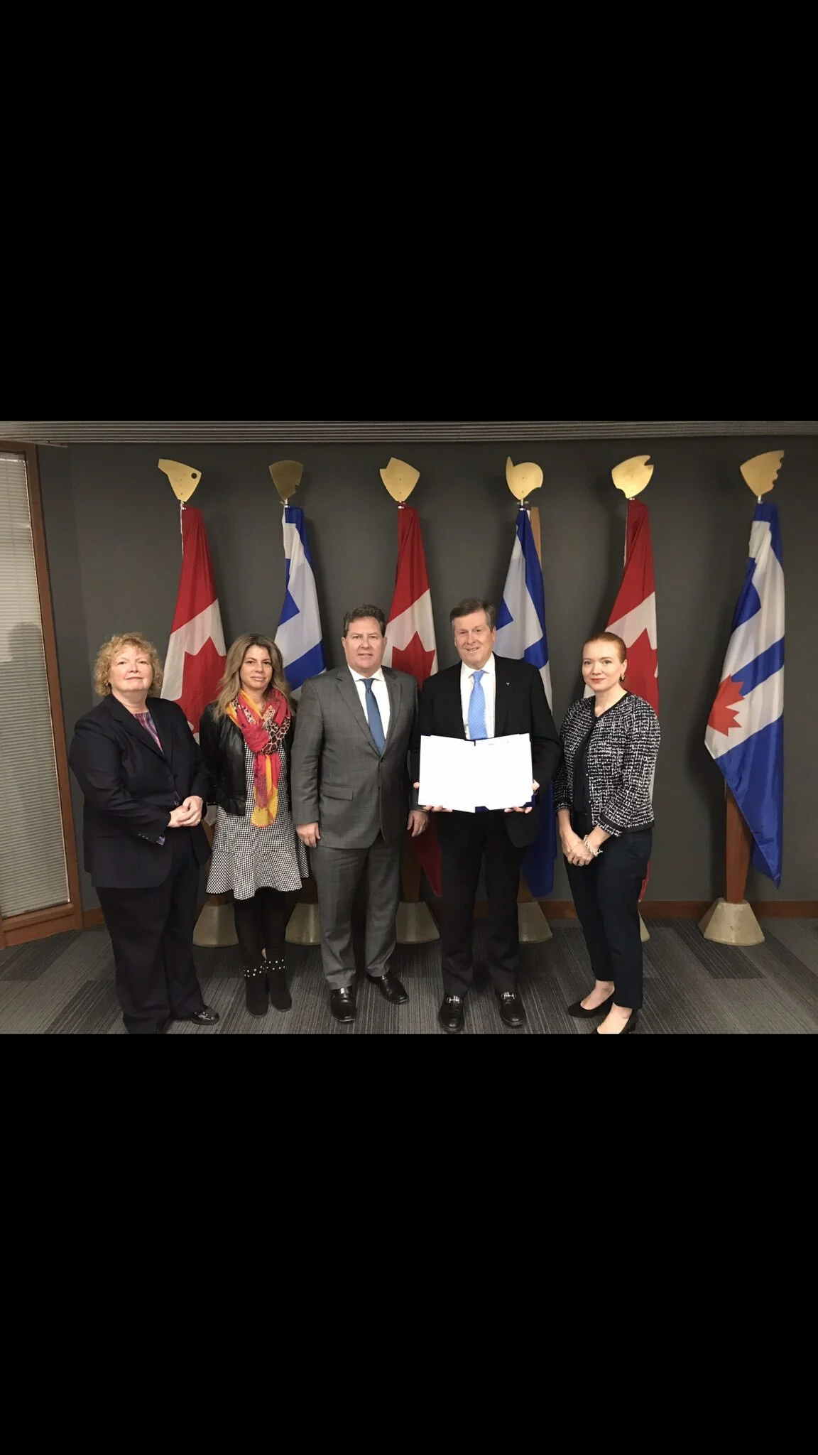 DpdnfX7UYAA7Fkg.jfif