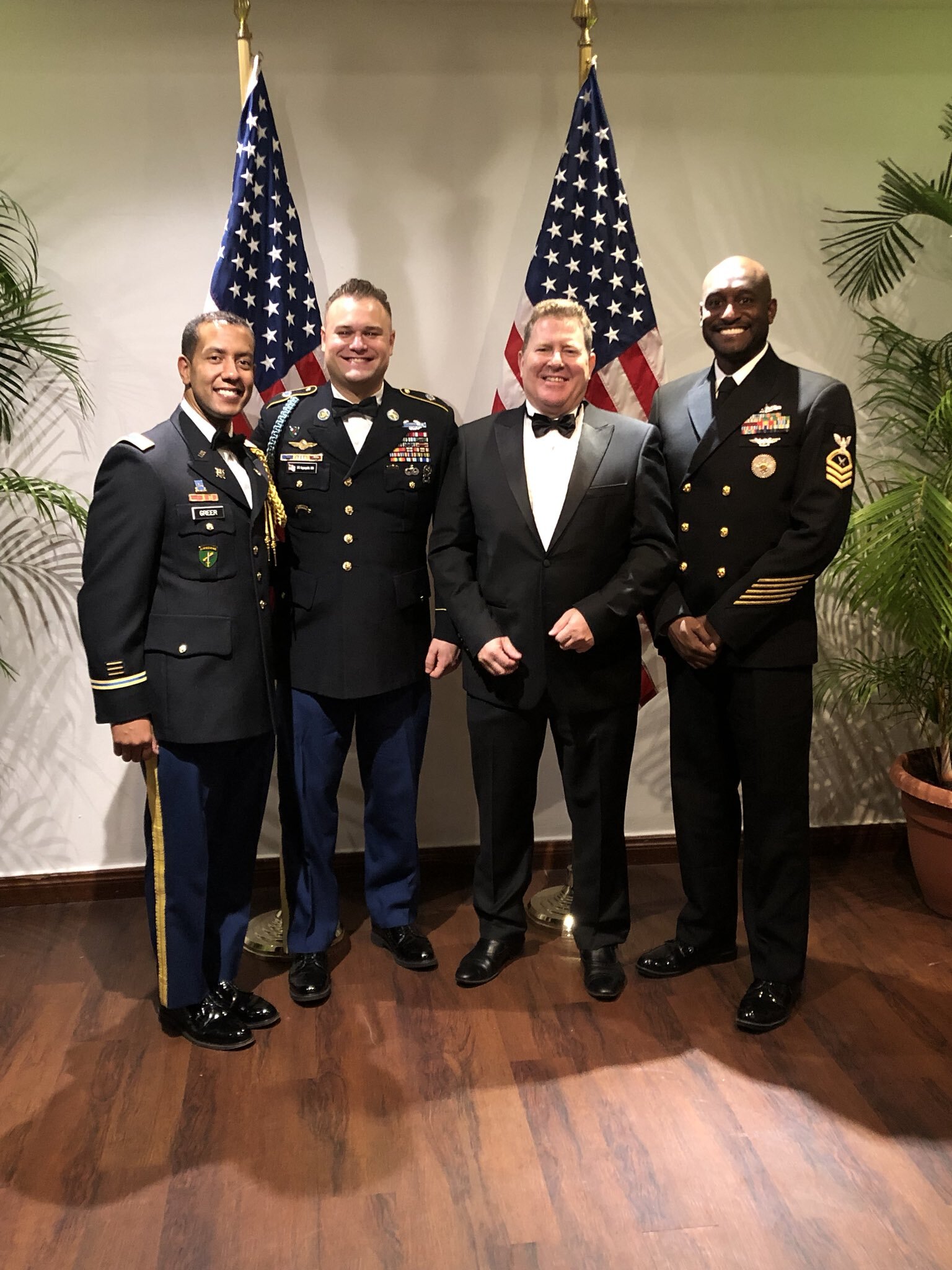 ELgMQt1XsAAjR5S.jfif