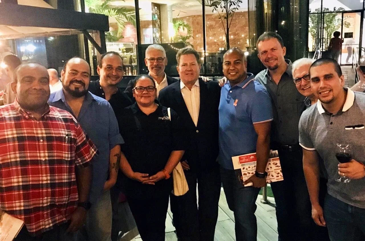 DyqhmGEV4AAdqeB.jfif