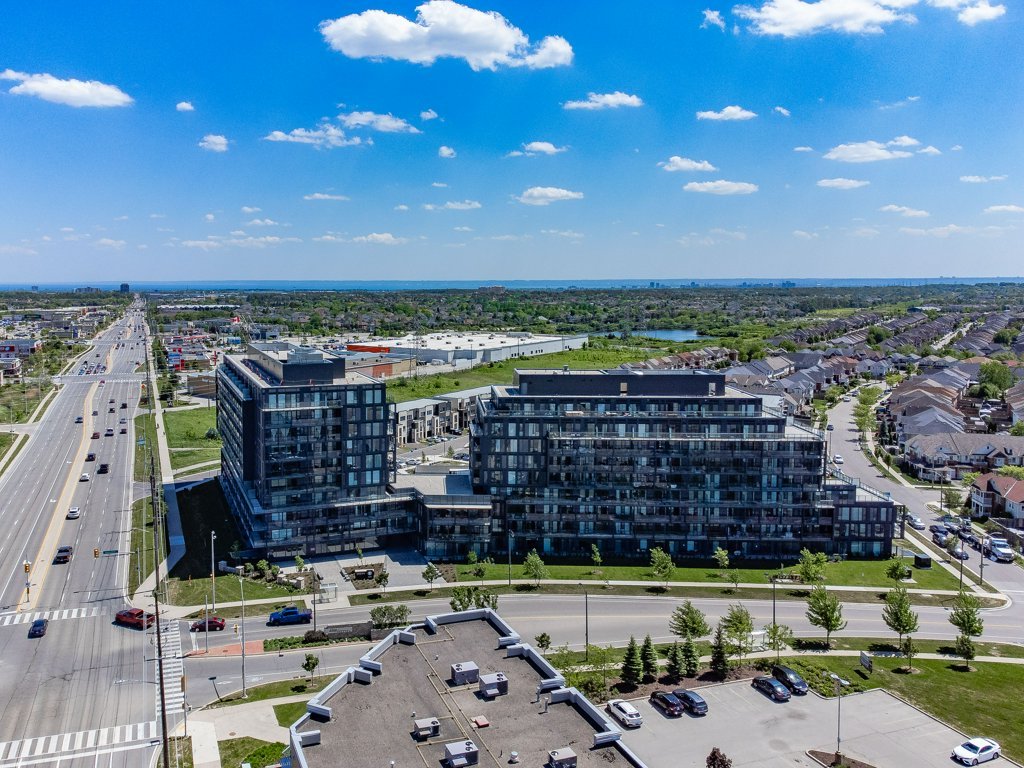 3200 DAKOTA Common Unit# B602
Burlington, Ontario L7M2A7