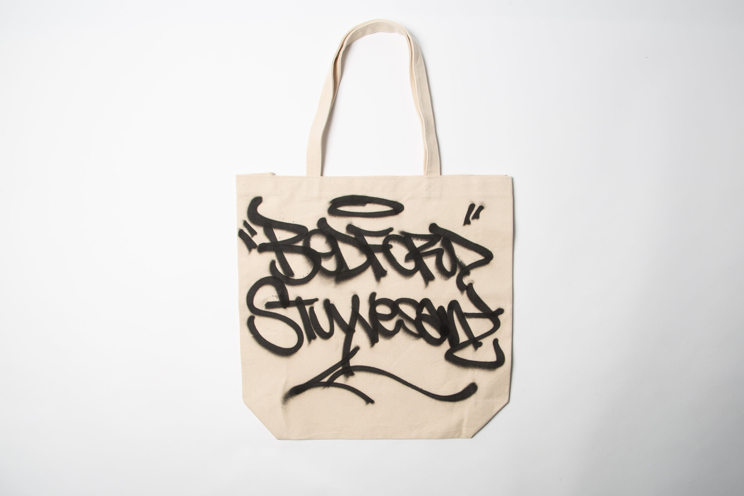 Handstyle tote