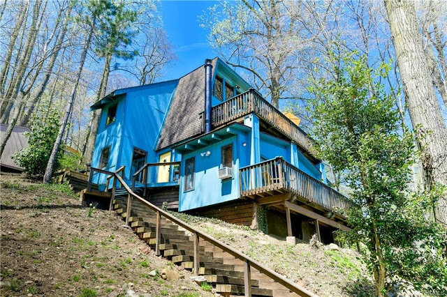 Treehouse1.jpg
