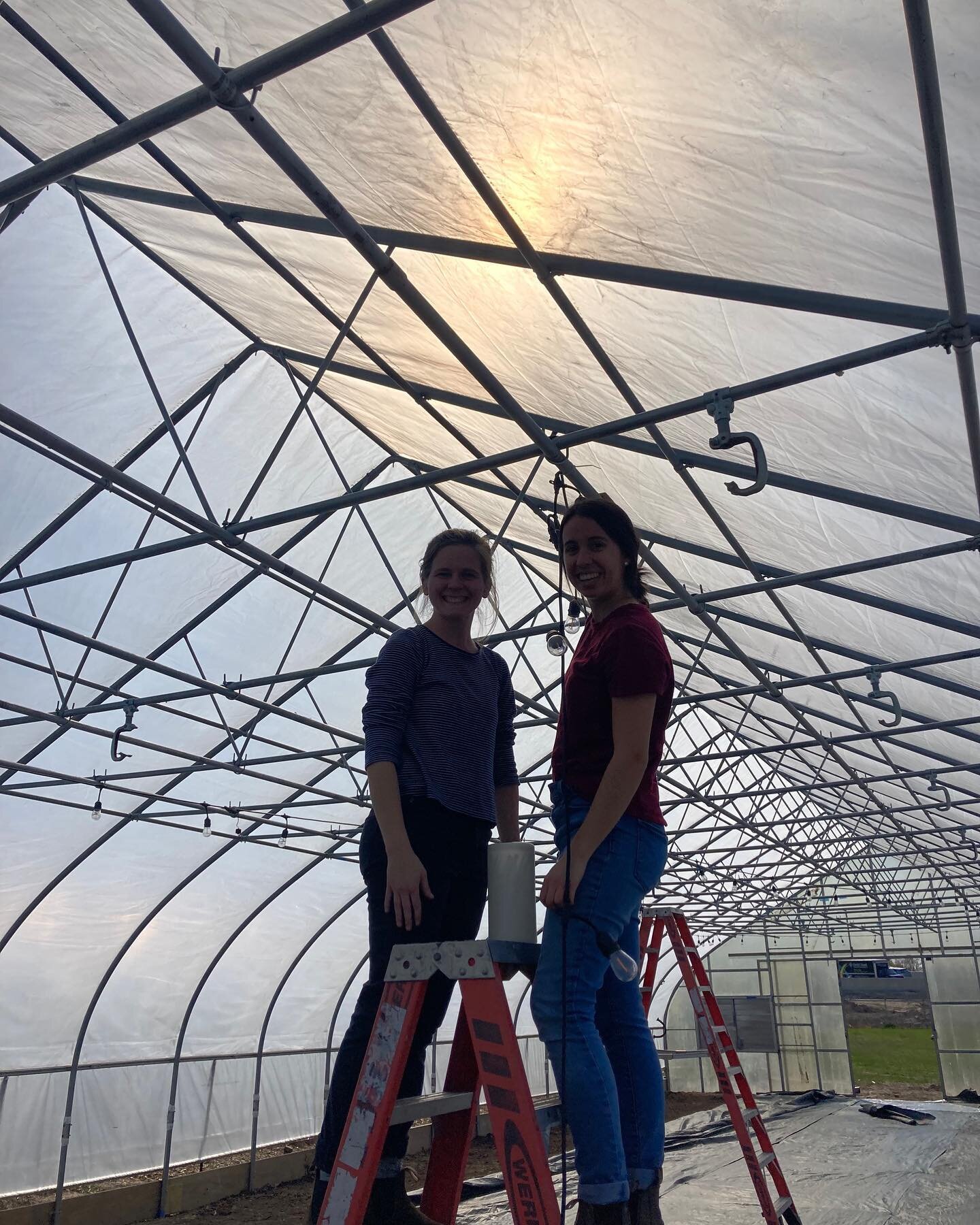 Working hard (and having fun 💃🏼) preparing our new greenhouse at the Urban Farm for an upcoming event!