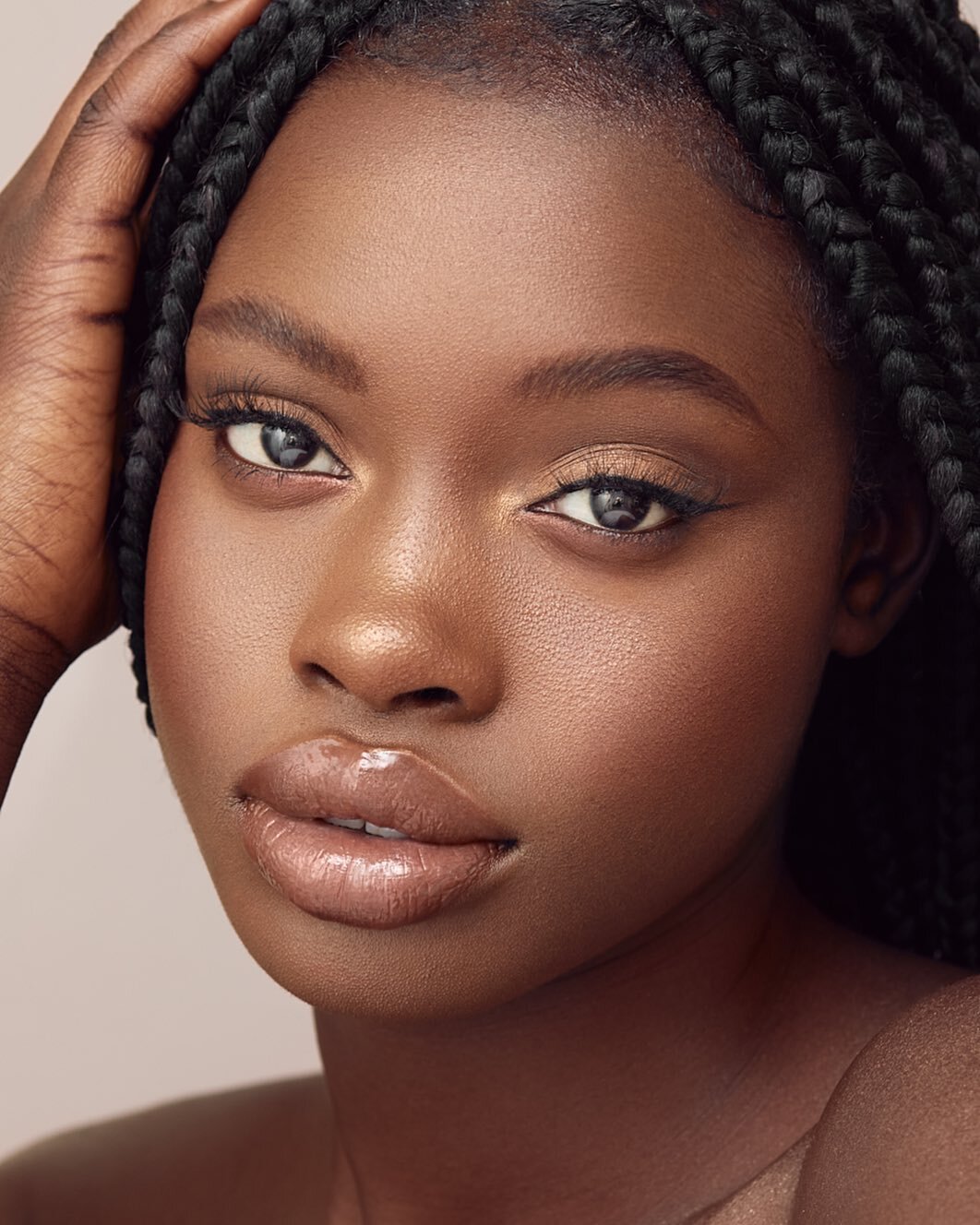 Did you miss me? 🥰
Photo &amp; retouch @verachange_photo &bull;
Model @boyeesarr @stormmodels &amp; @scoutedbyjrma &bull;
Makeup @jennifergoodingmakeup &bull;
#beautyphotography #darkskinmodel #makeuplooks #naturalbeauty #skinretouch