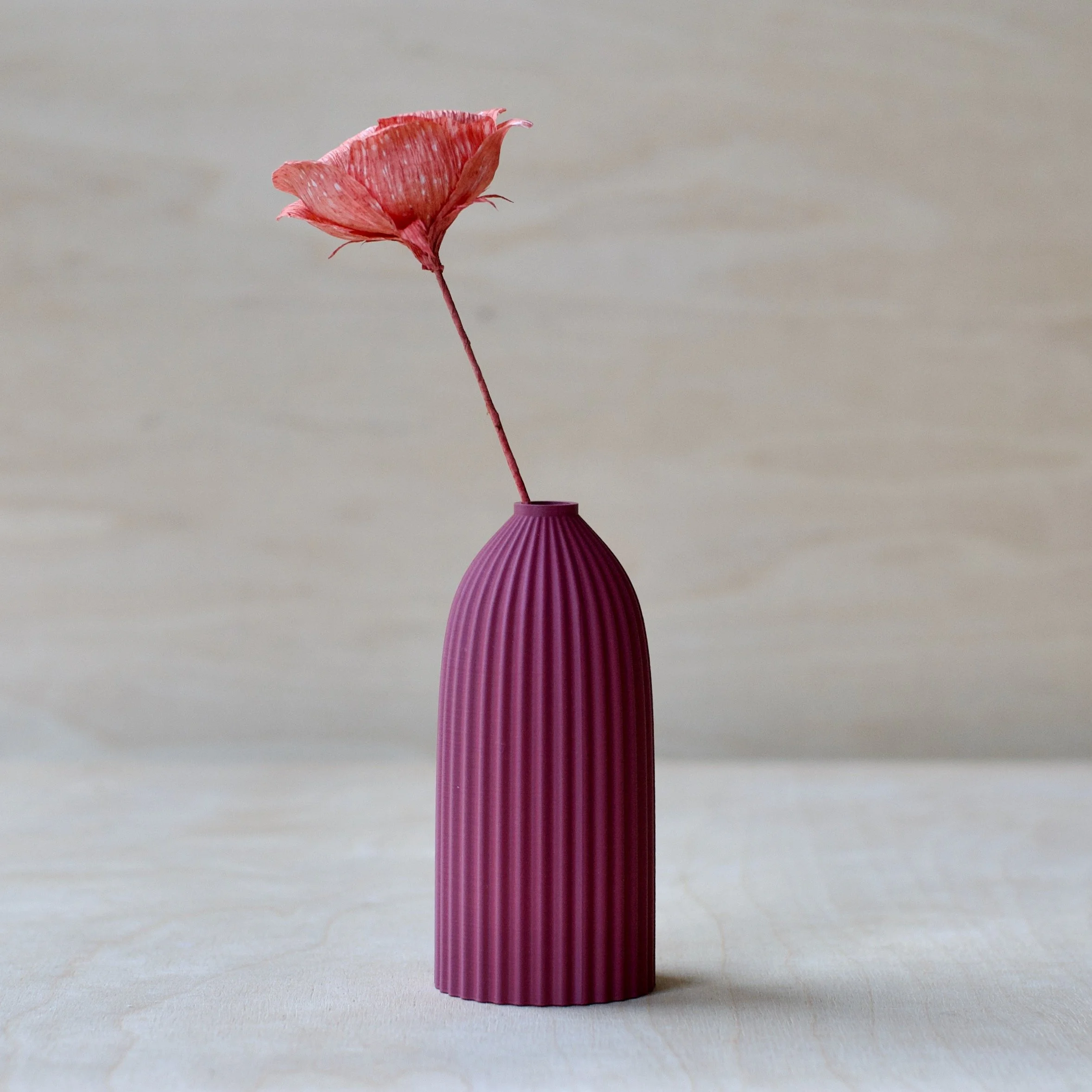 3d printed mini vase - KT 60 Plum with Handcrafted open rose stem