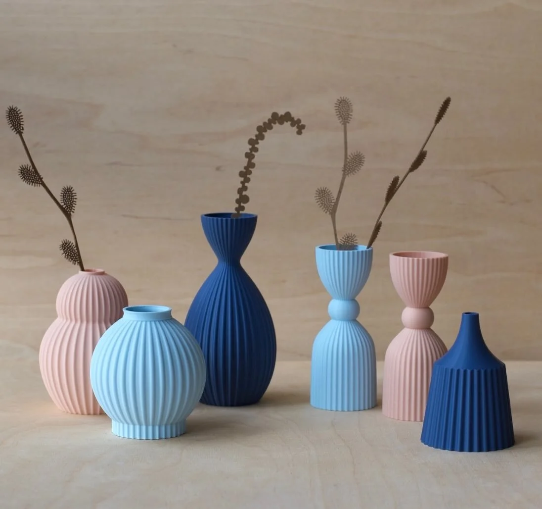 I am thrilled to be sending these colour and shape groups over to @stocktonheathgallery in Warrington for Clare&rsquo;s New Year exhibition.
The light was just right today to capture them before they were packed 😊

If local to Warrington the gallery