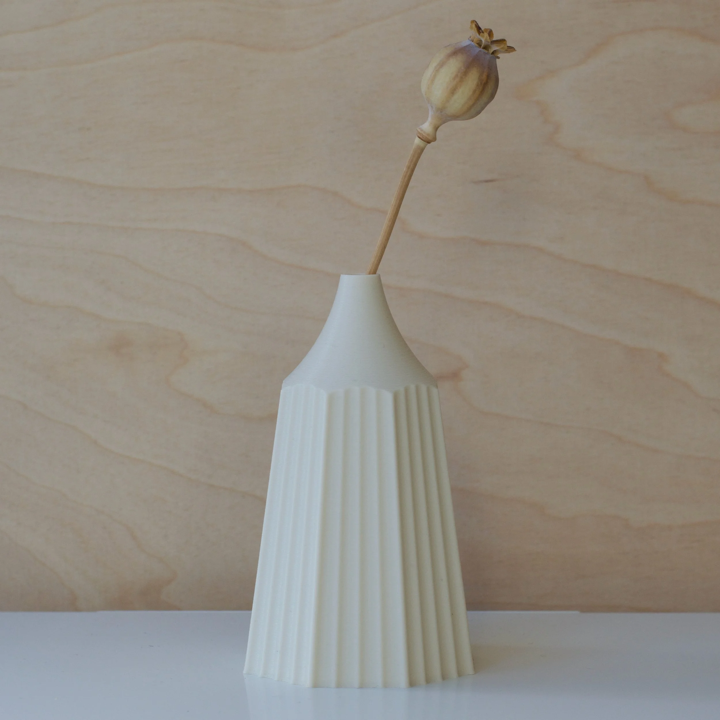 3d printed mini vase - KT 34 Milk