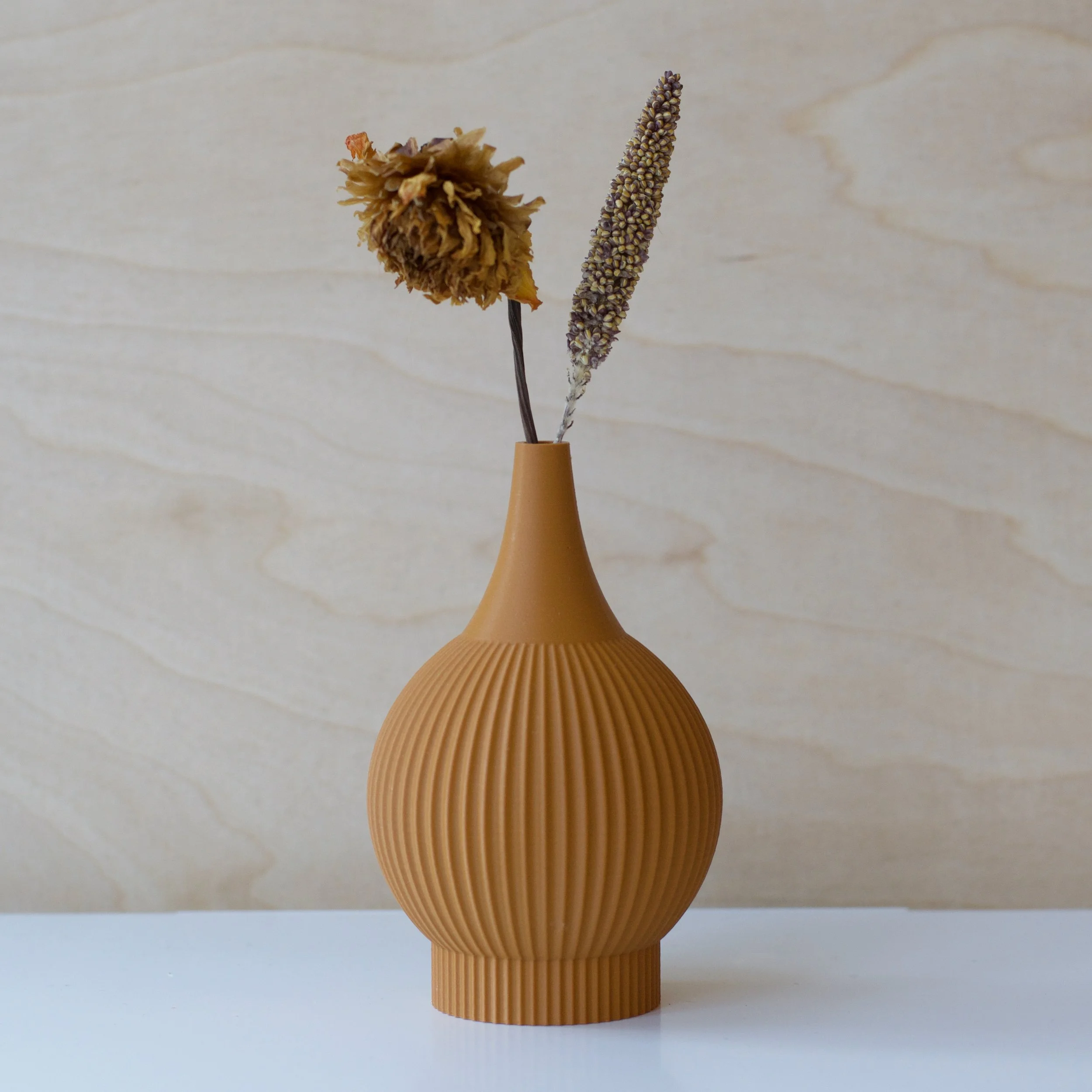 3d printed mini vase - KT 43 Caramel