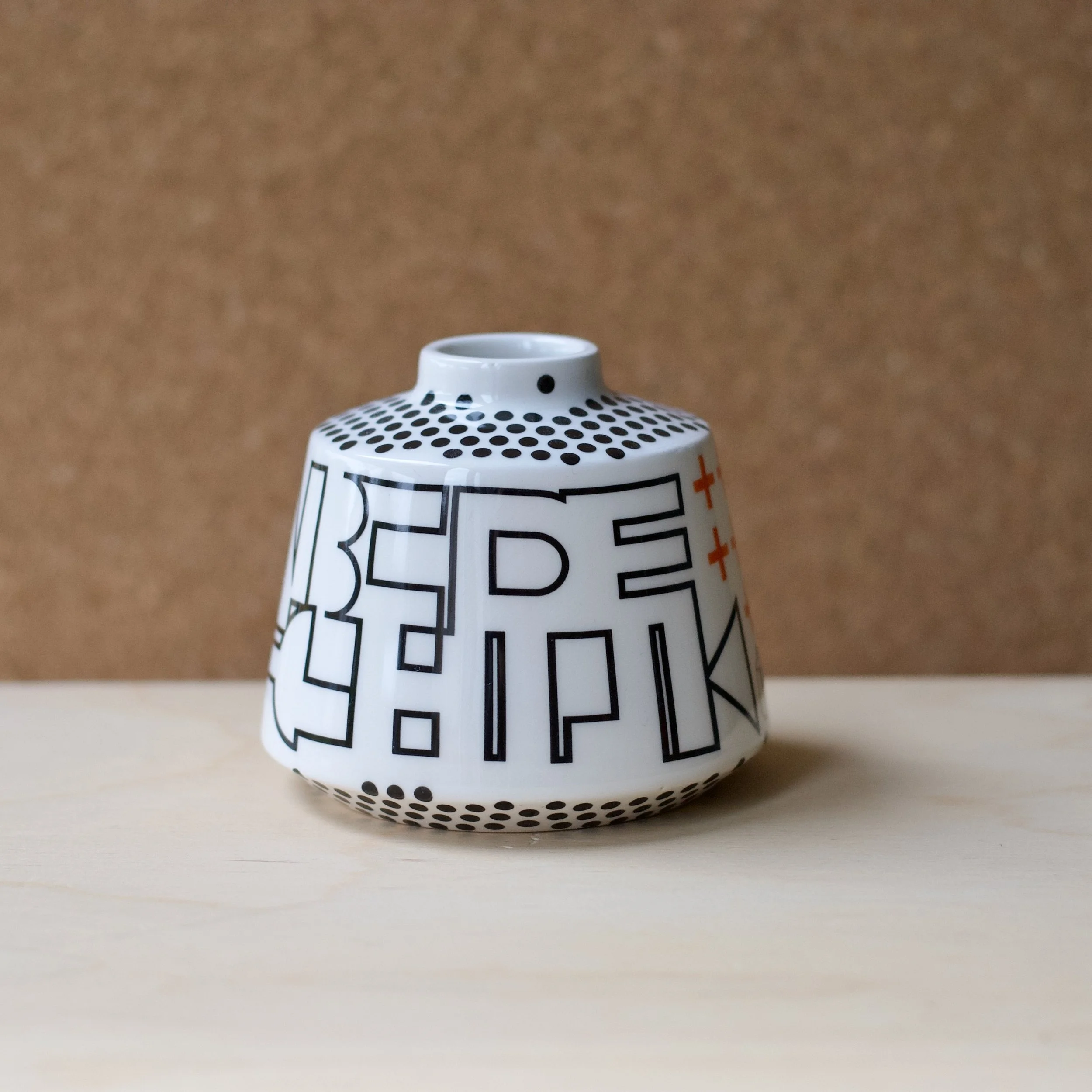 Ceramic vase with print decoration  - DM KT 4