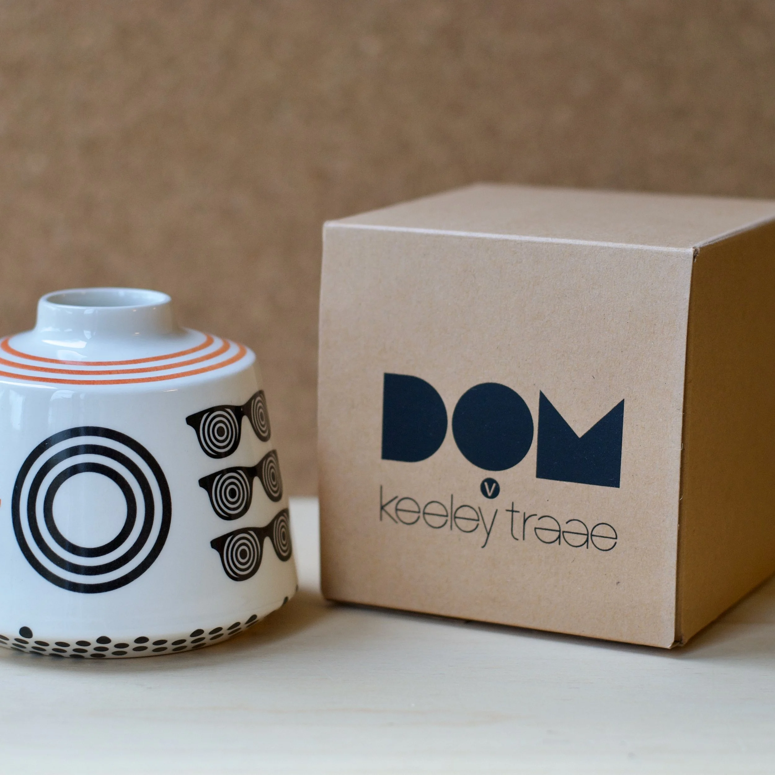 DM KT Vase 24 with box - 1.jpeg