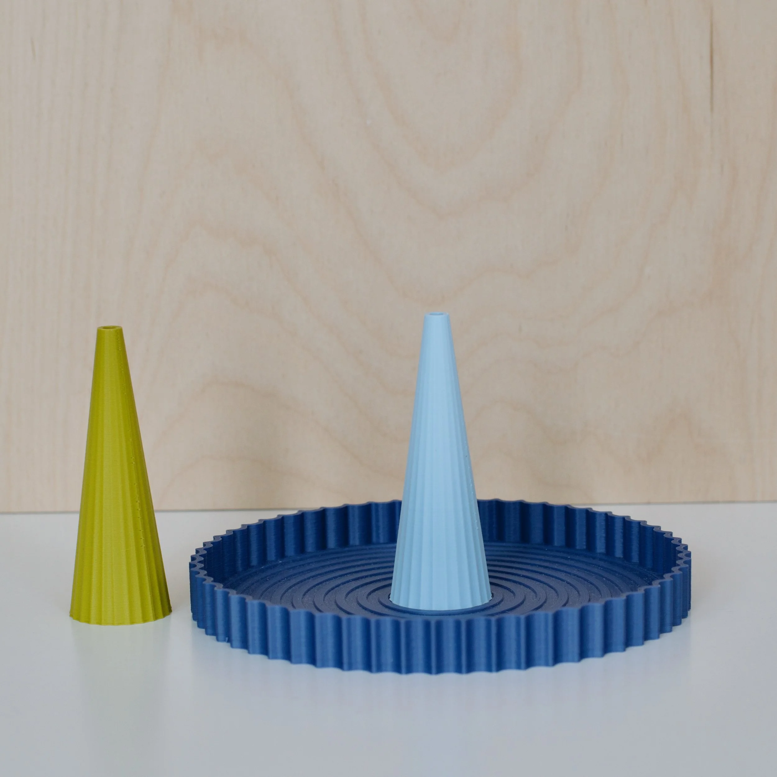 KT ring holder  sale lavender with cones - 1.jpeg