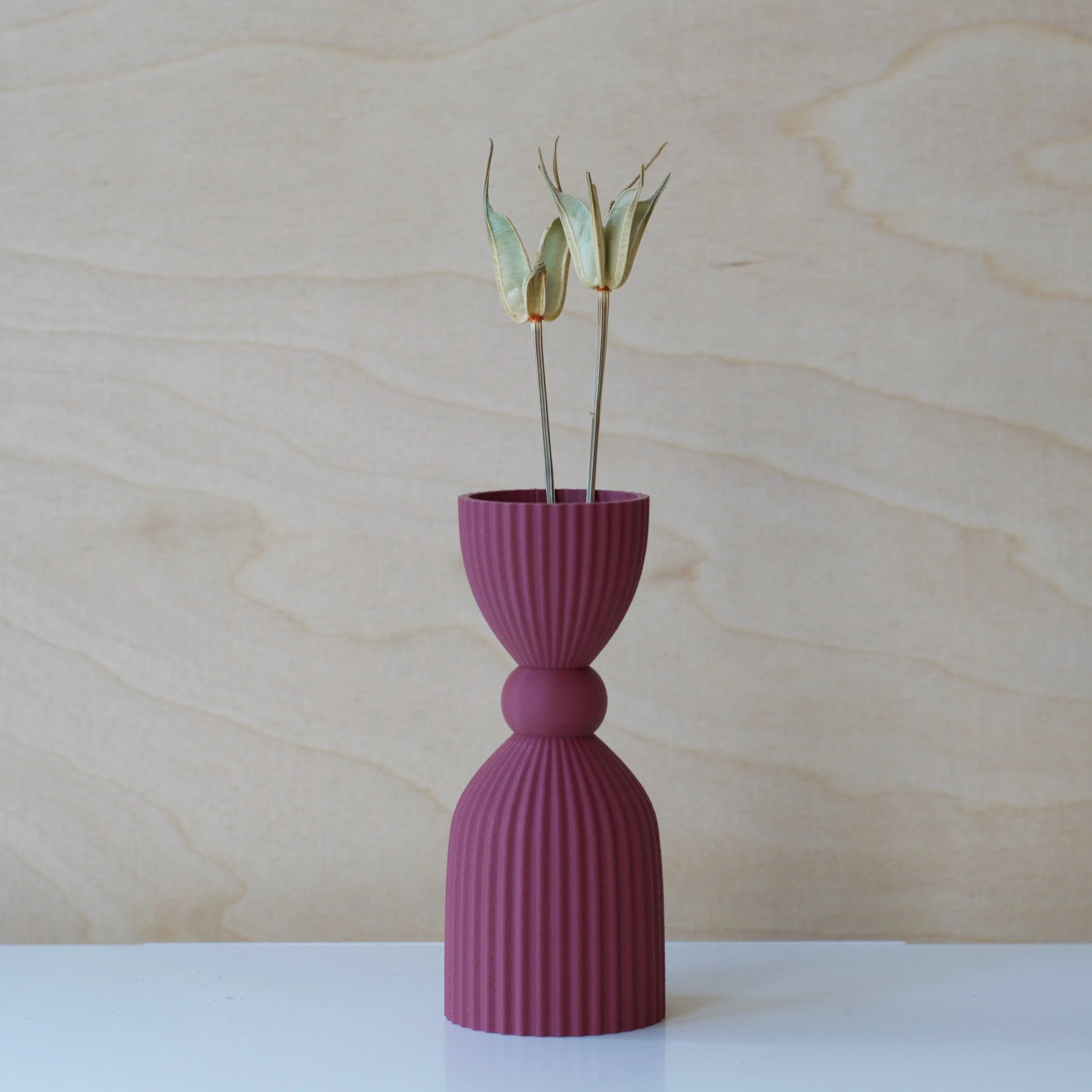 3d printed mini vase - KT 33 Plum