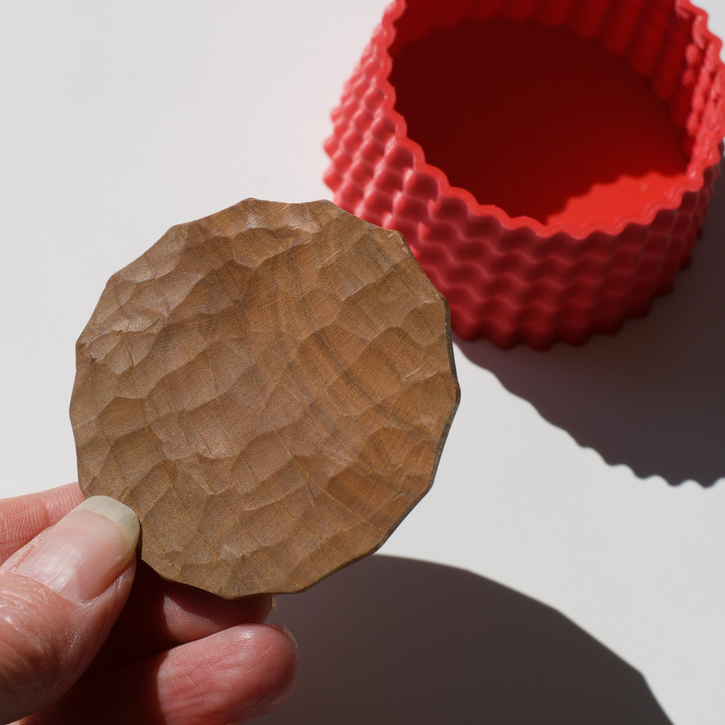 KT 07 waffle rhubarb lid off detail - 1.jpeg