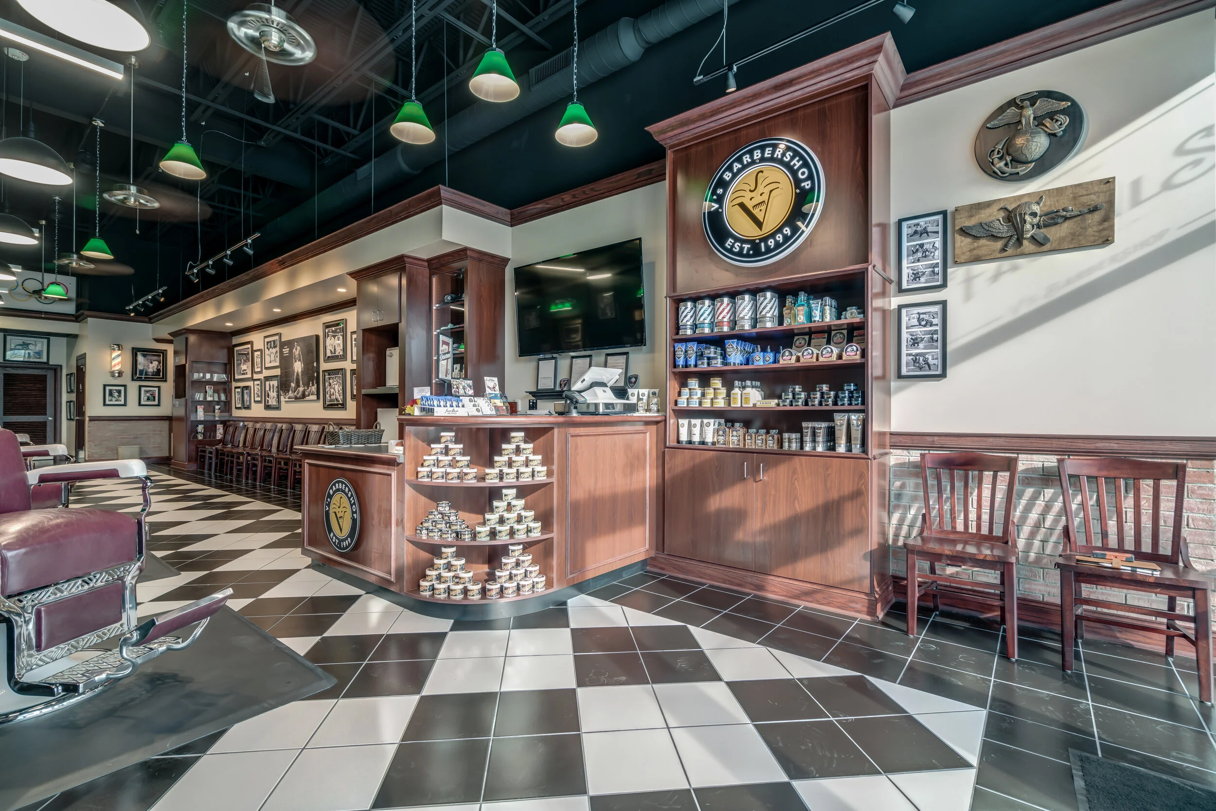 V's Barber Shop INT-2.jpg
