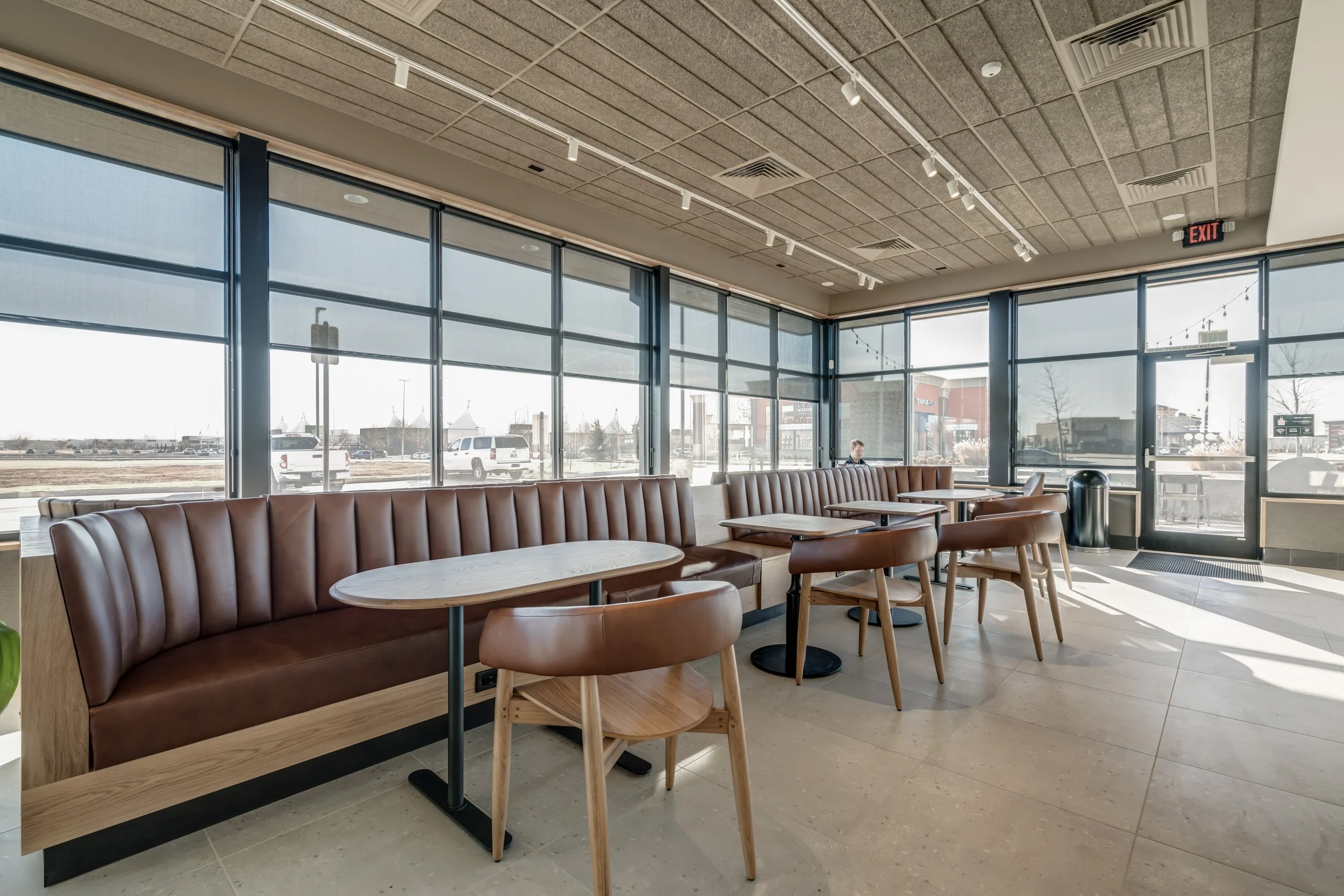 Starbucks INT-4.jpg