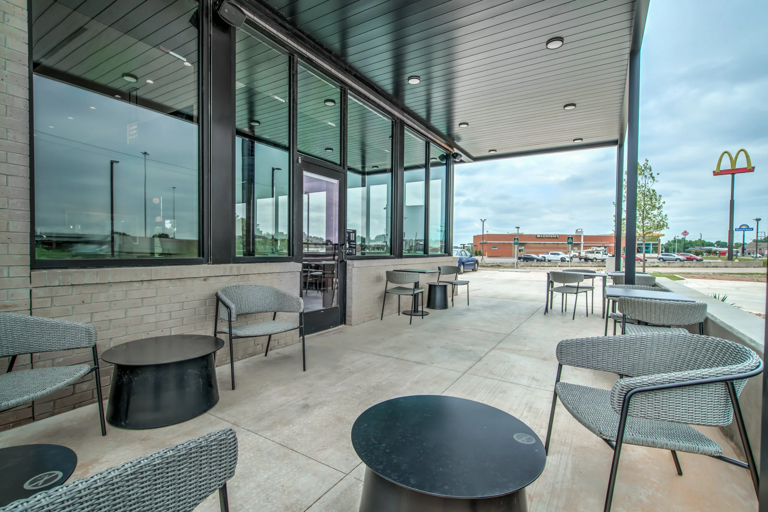 Starbucks PV EXT-7.jpg