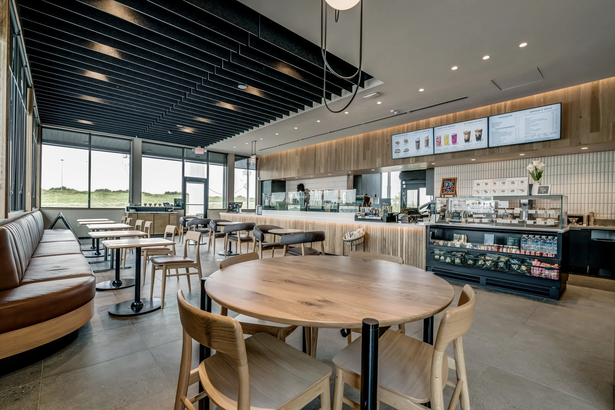 Starbucks PV INT-11.jpg