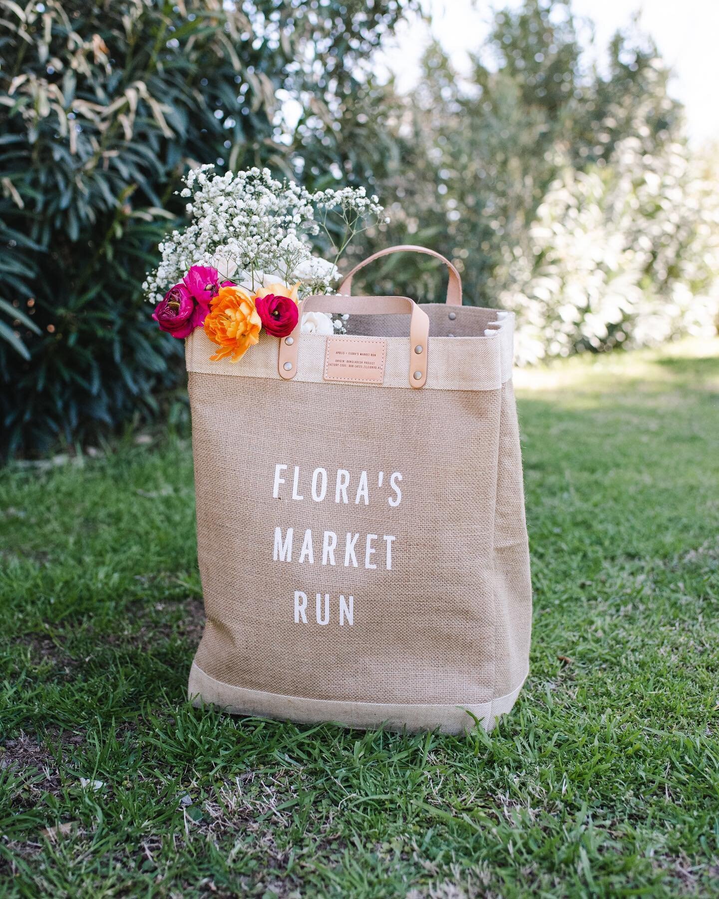 These beauties just arrived! A market tote for all your springtime essentials 😍
#florasmarketrun