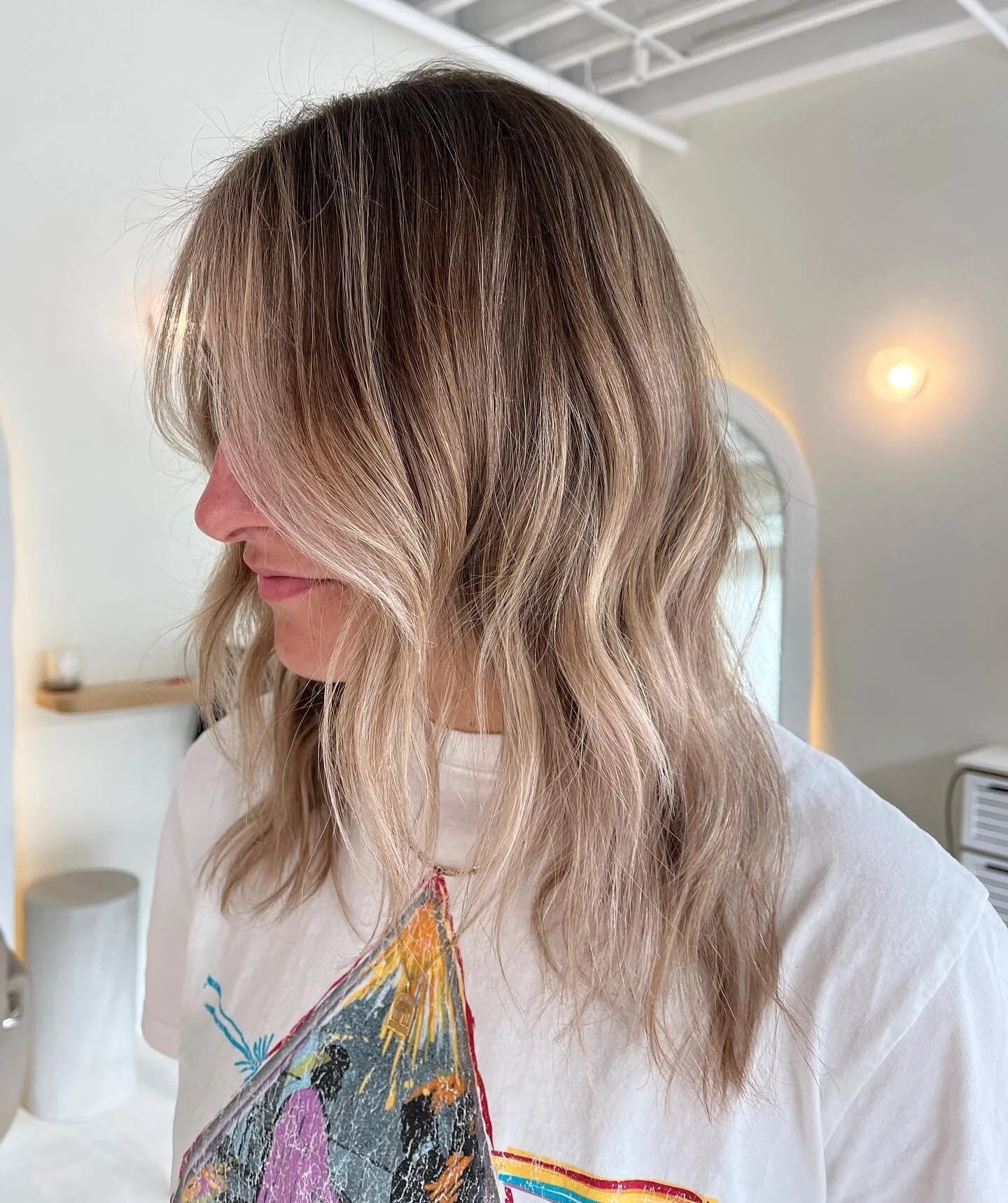 Sunkissed for summer 🐚 
Hair by @styleby.lo