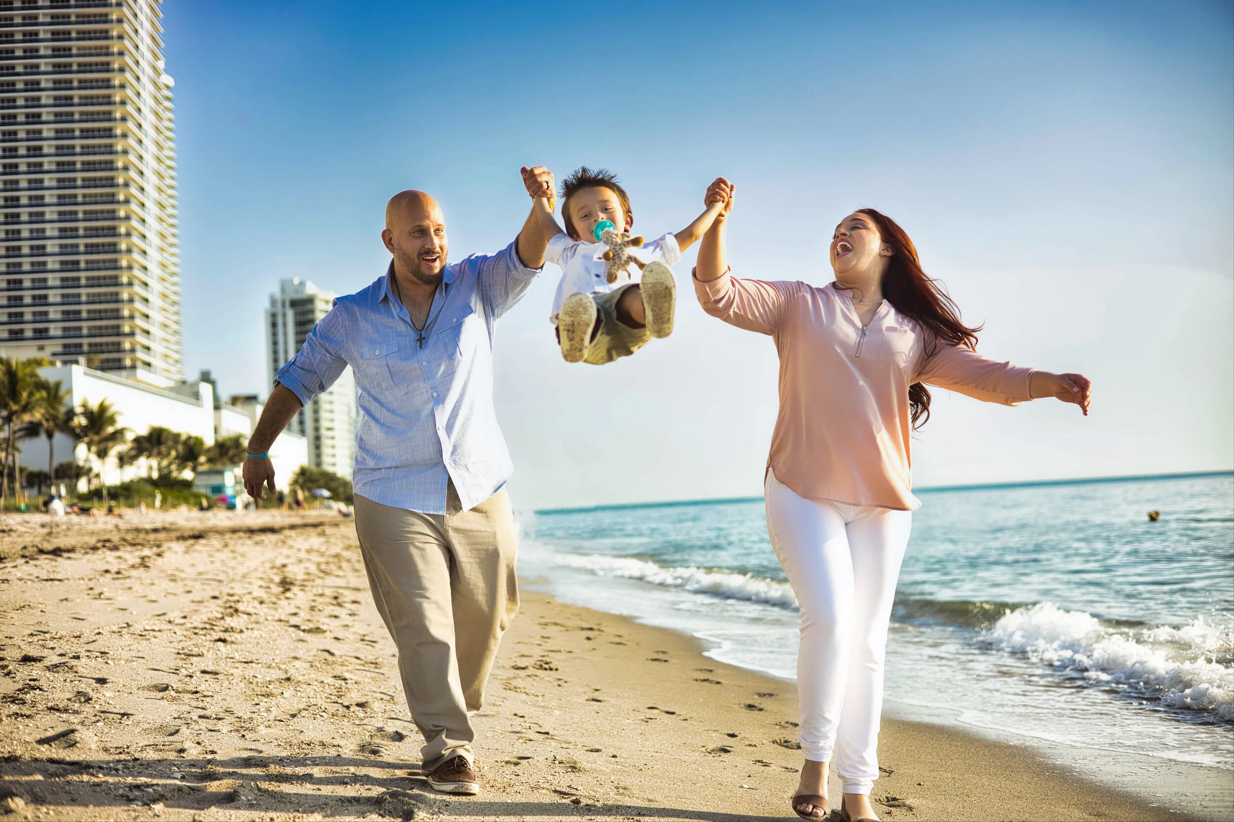 Miami family Photoshoot - Mae Photography