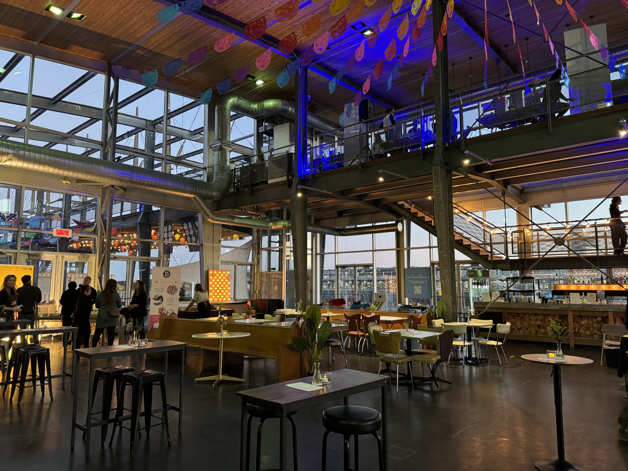 ED_Set up cocktail 6.jpg