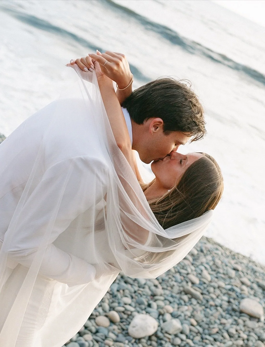 anslie &amp; tanner beach bridals
