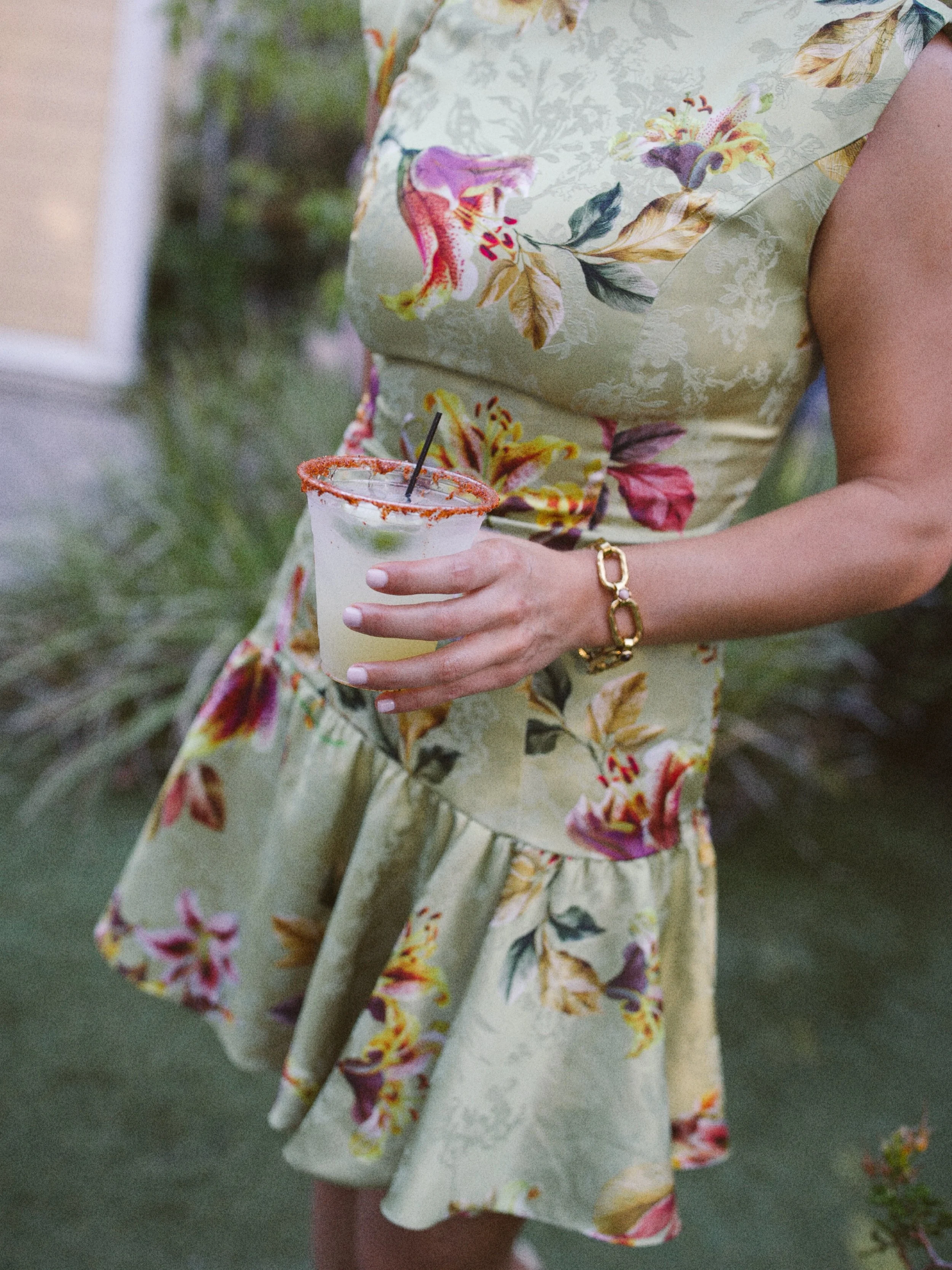 here for the garden party dress code 👏🏼