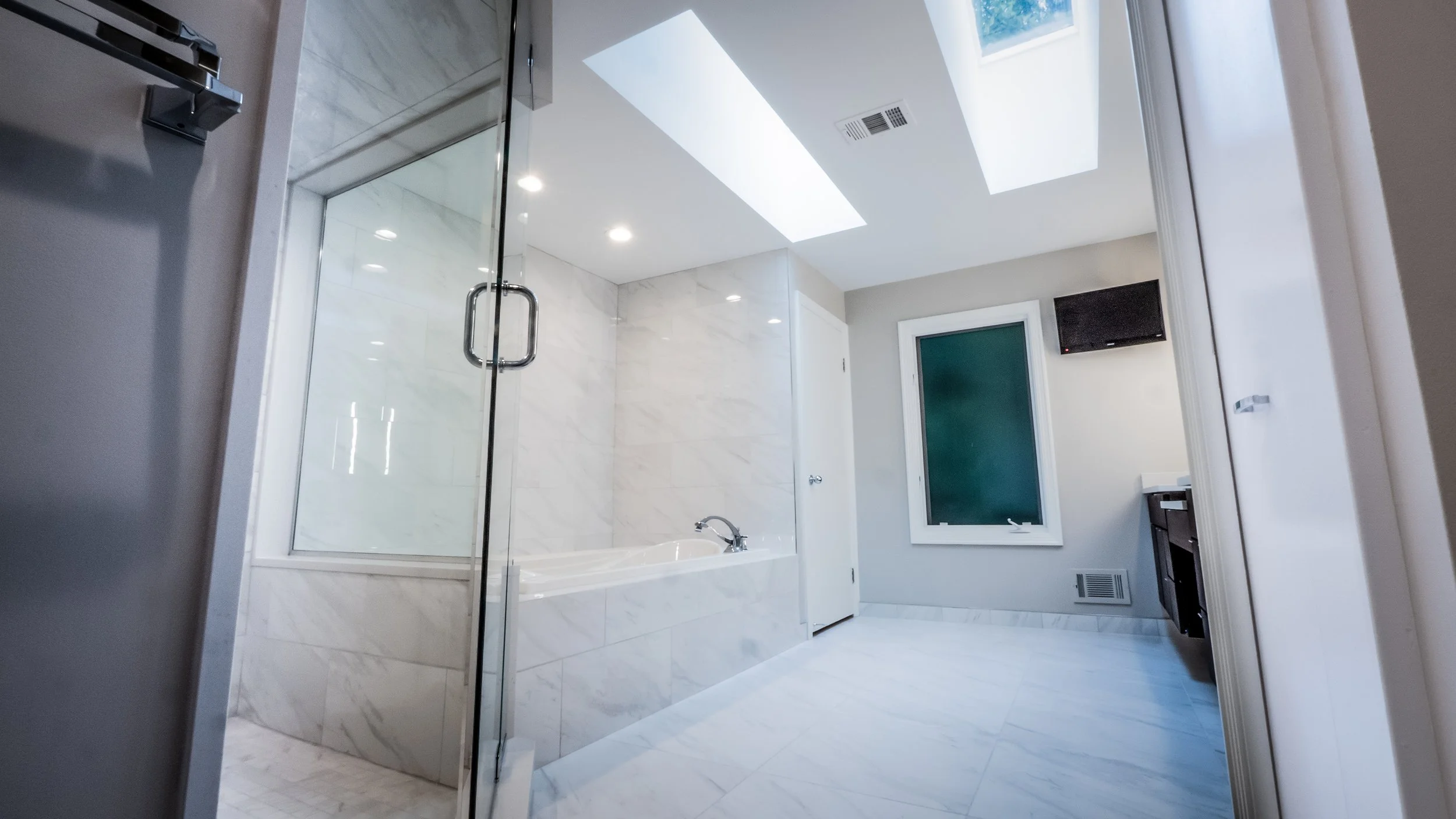 0067_CPR BATHROOM 01-6.jpg