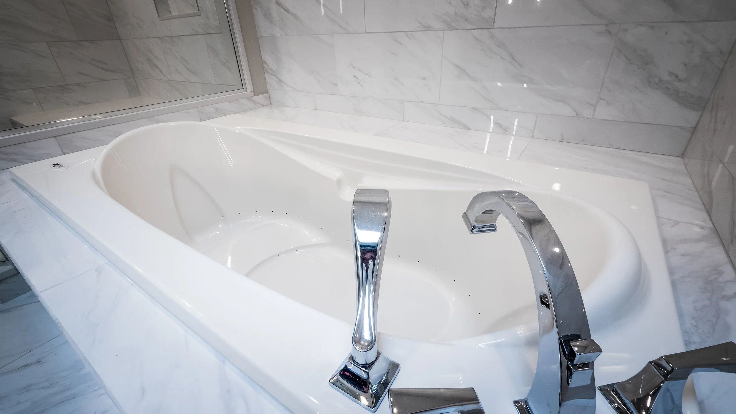 0067_CPR BATHROOM 01-11.jpg