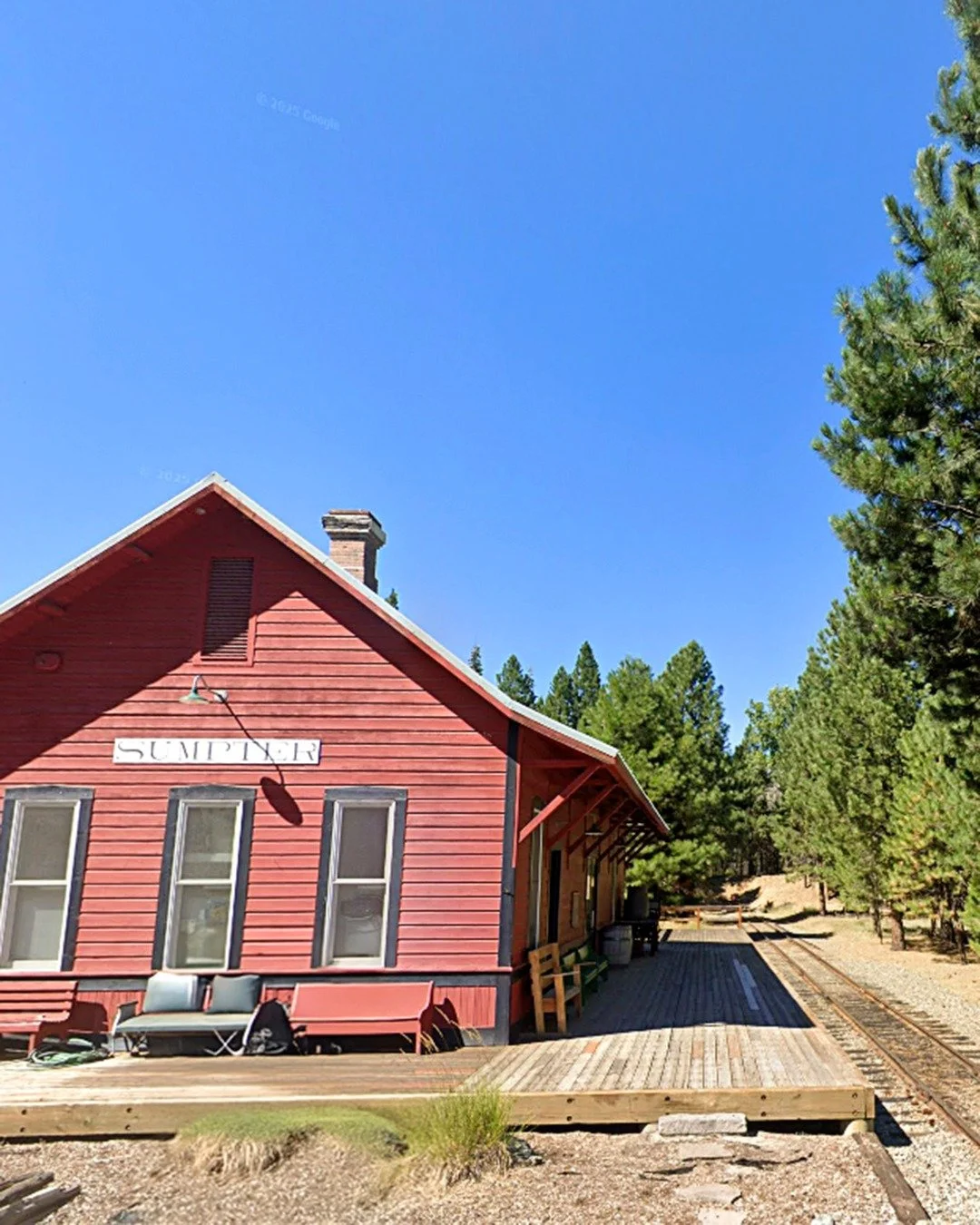 👻 The spooky season continues. This week, we’re diving into 13 Ghosts Towns Across the Pacific Northwest, places where time stood still and stories linger in the mountain air. From forgotten mining camps to once bustling boomtowns, each stop r